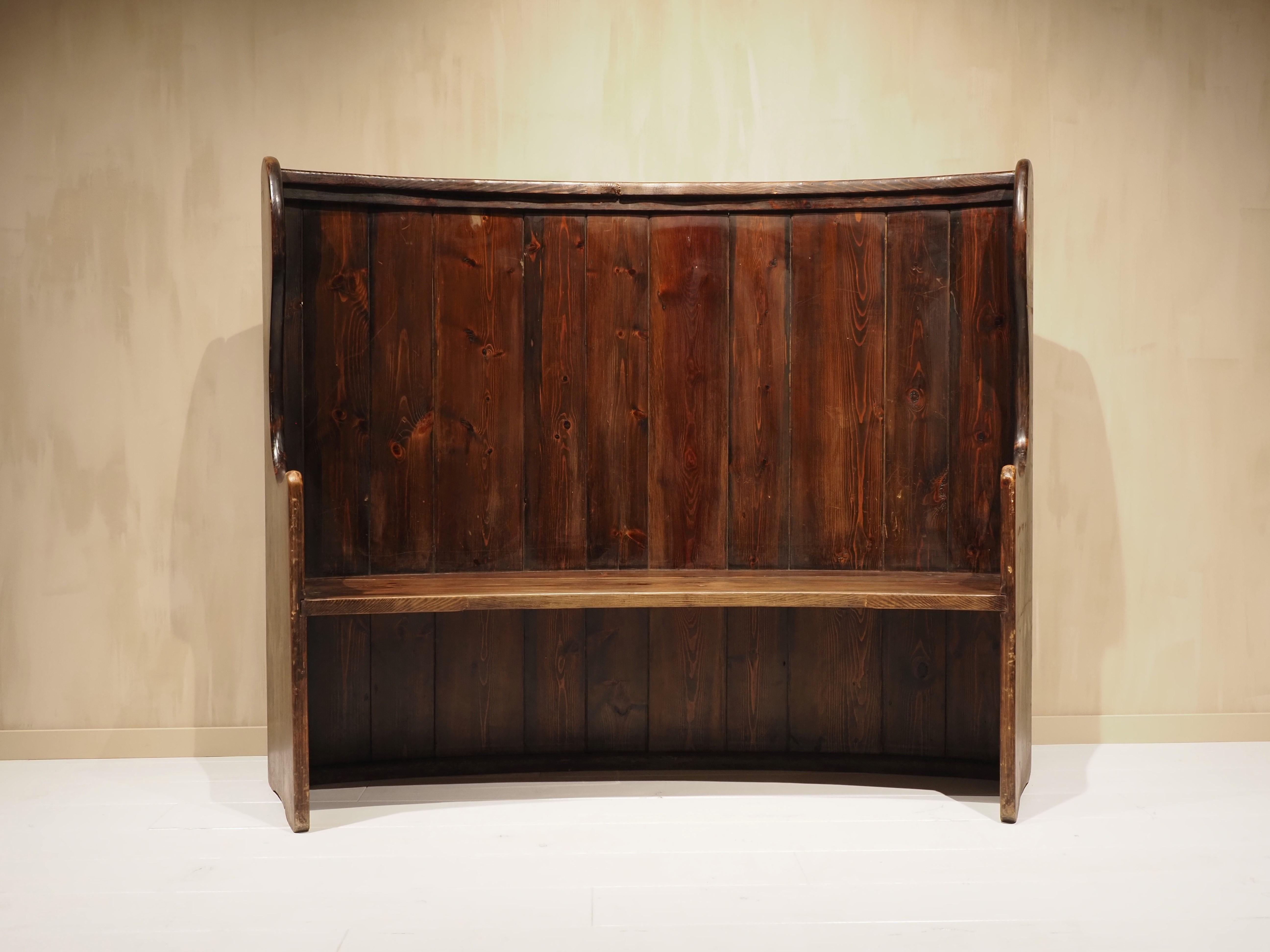 Early 20th Century English high back curved pub settle bench