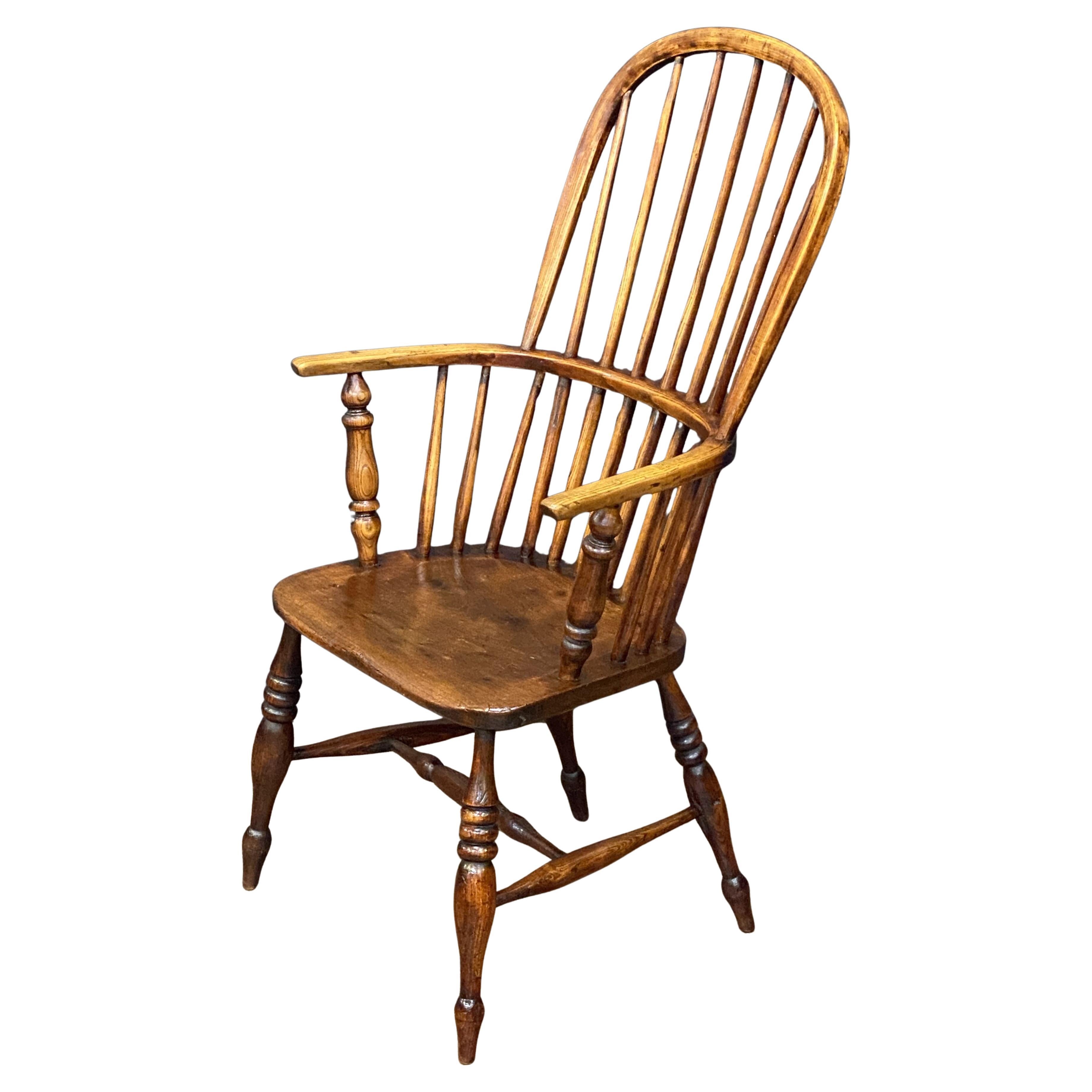 English High Back Windsor Armchair of Elm from the Georgian Era