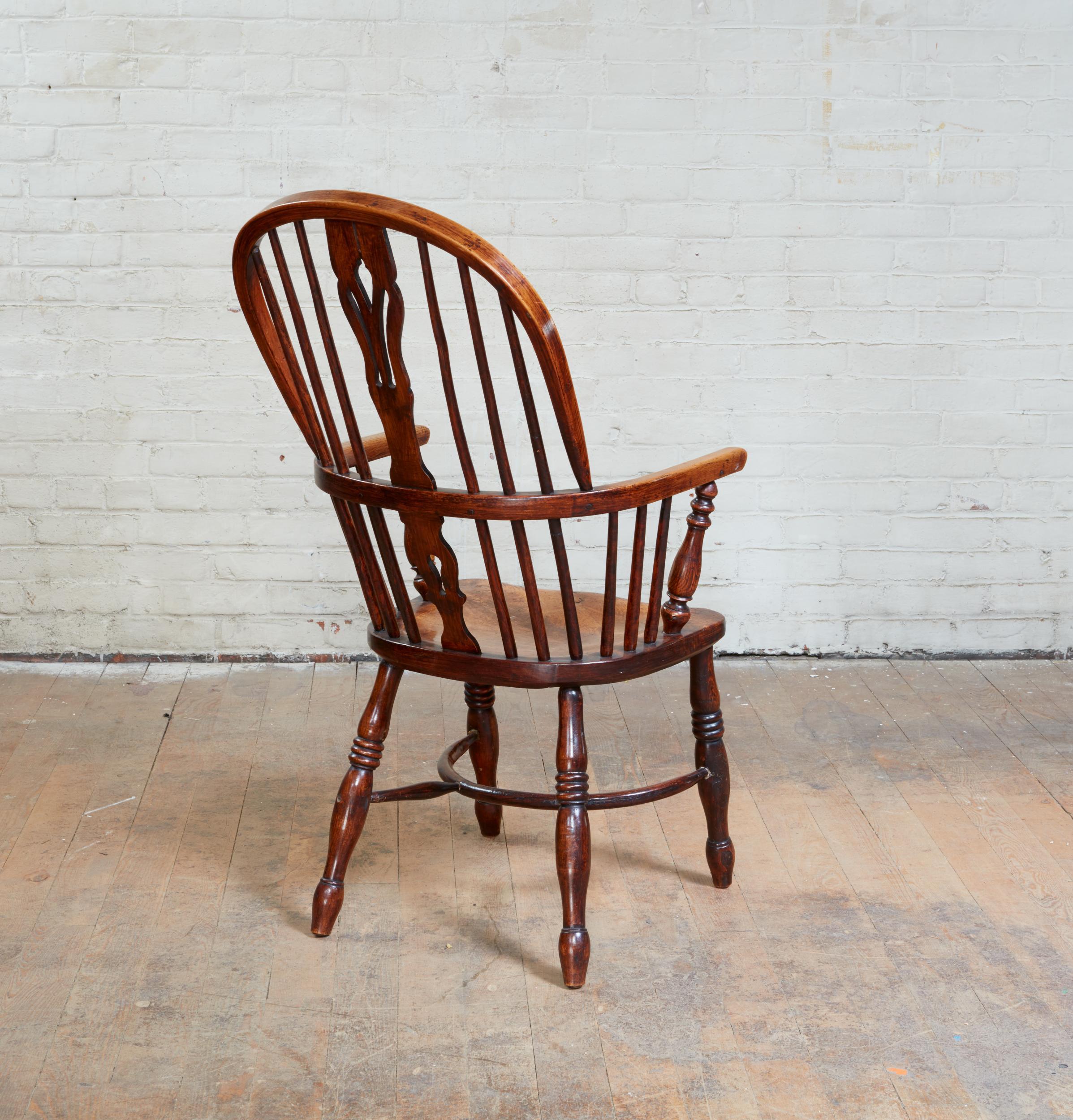 19th Century English Hoop Back Windsor Armchair