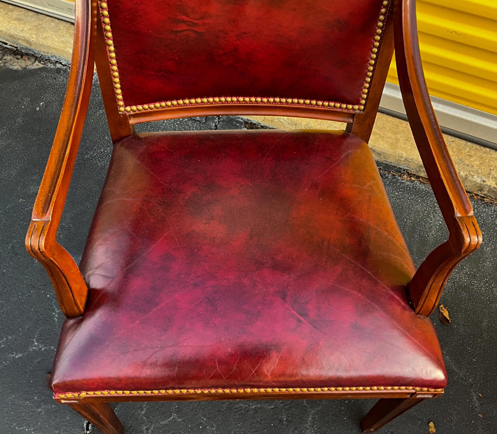 Americano Sedia Bergere in pelle e legno di Hickory in stile Hunt inglese - Coppia in vendita