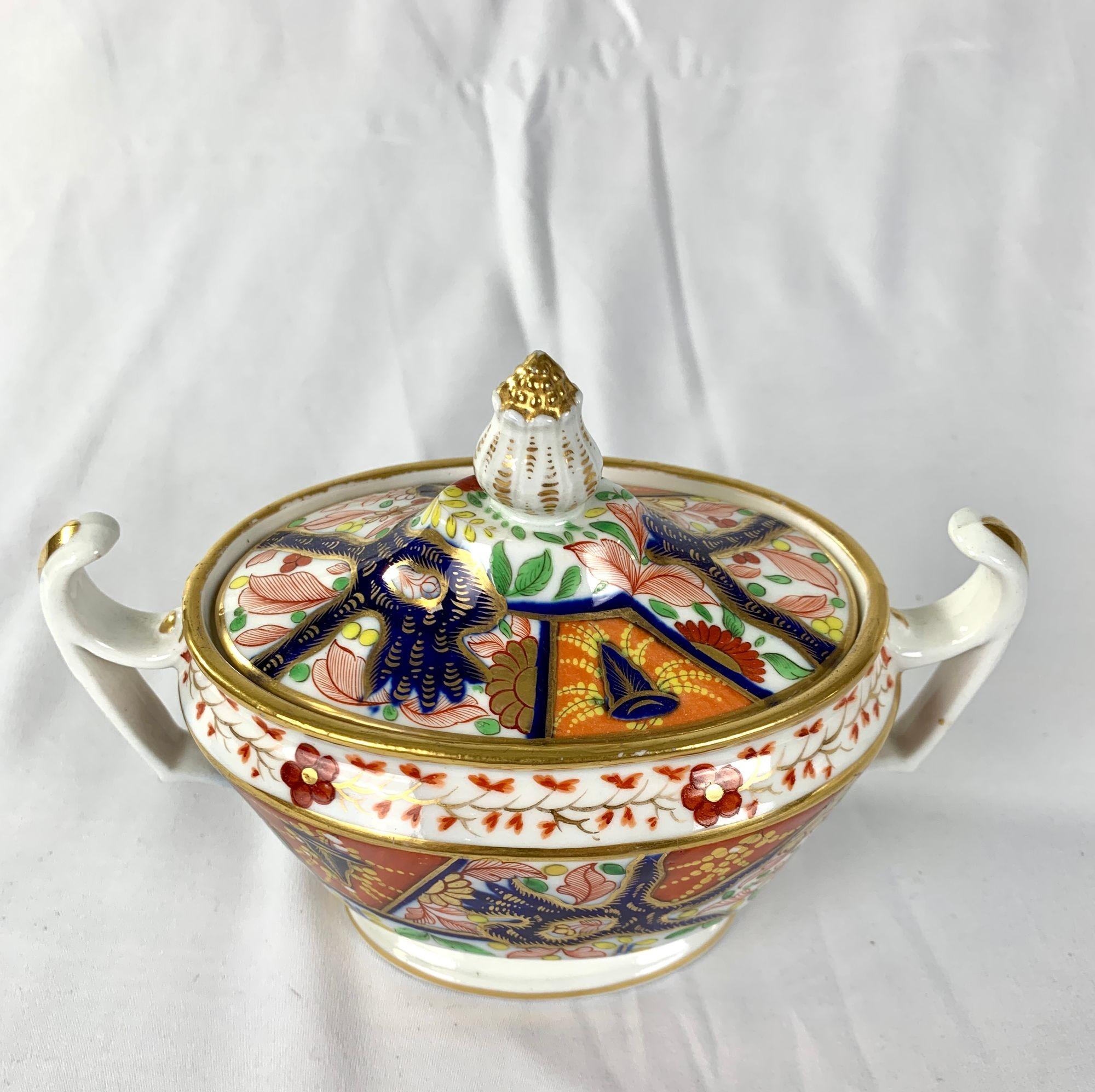 English Imari Hand-Painted Porcelain Sugar Box Circa 1825 1