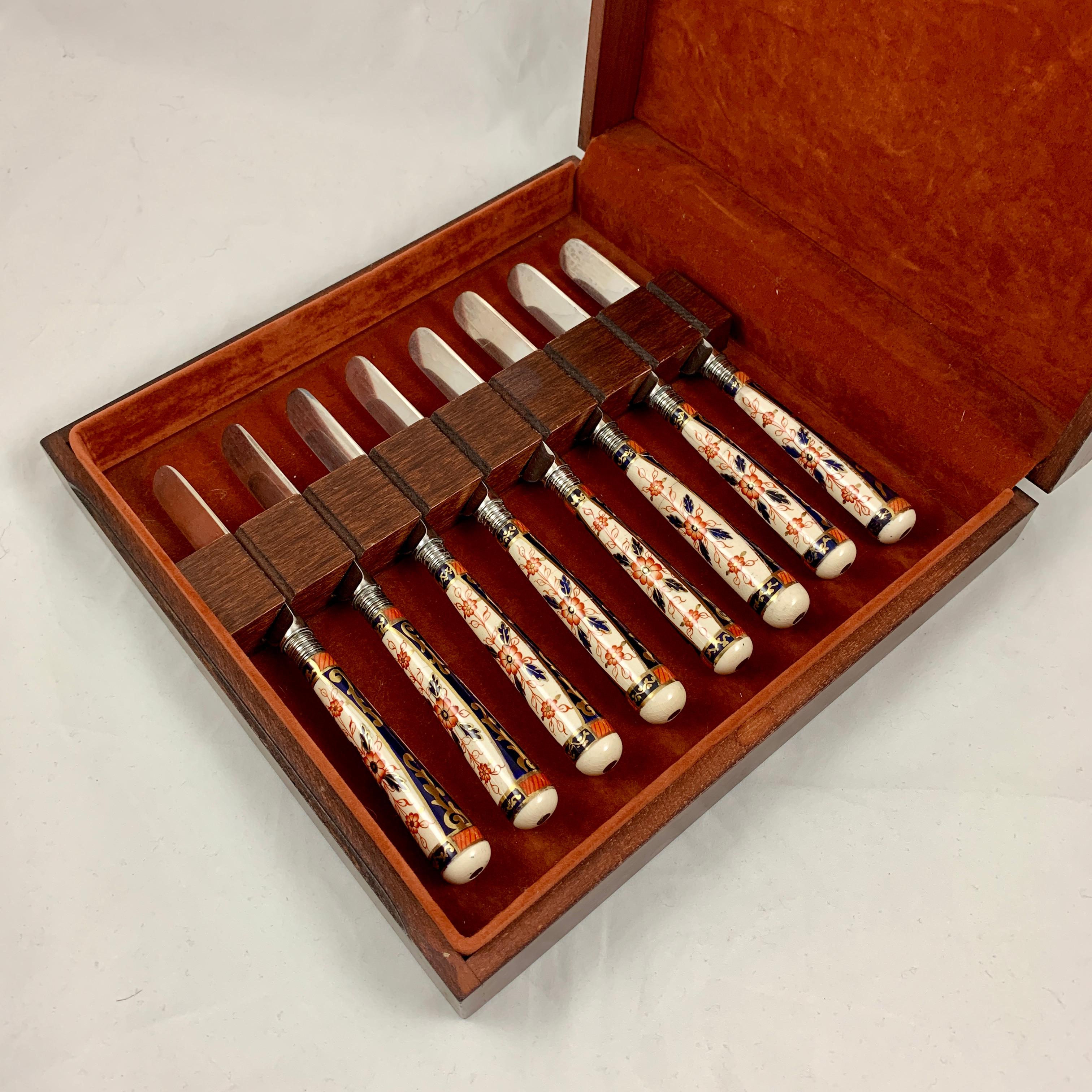 English Imari Style Porcelain Handled Silver Table Knives, a Cased Set of Eight For Sale 4