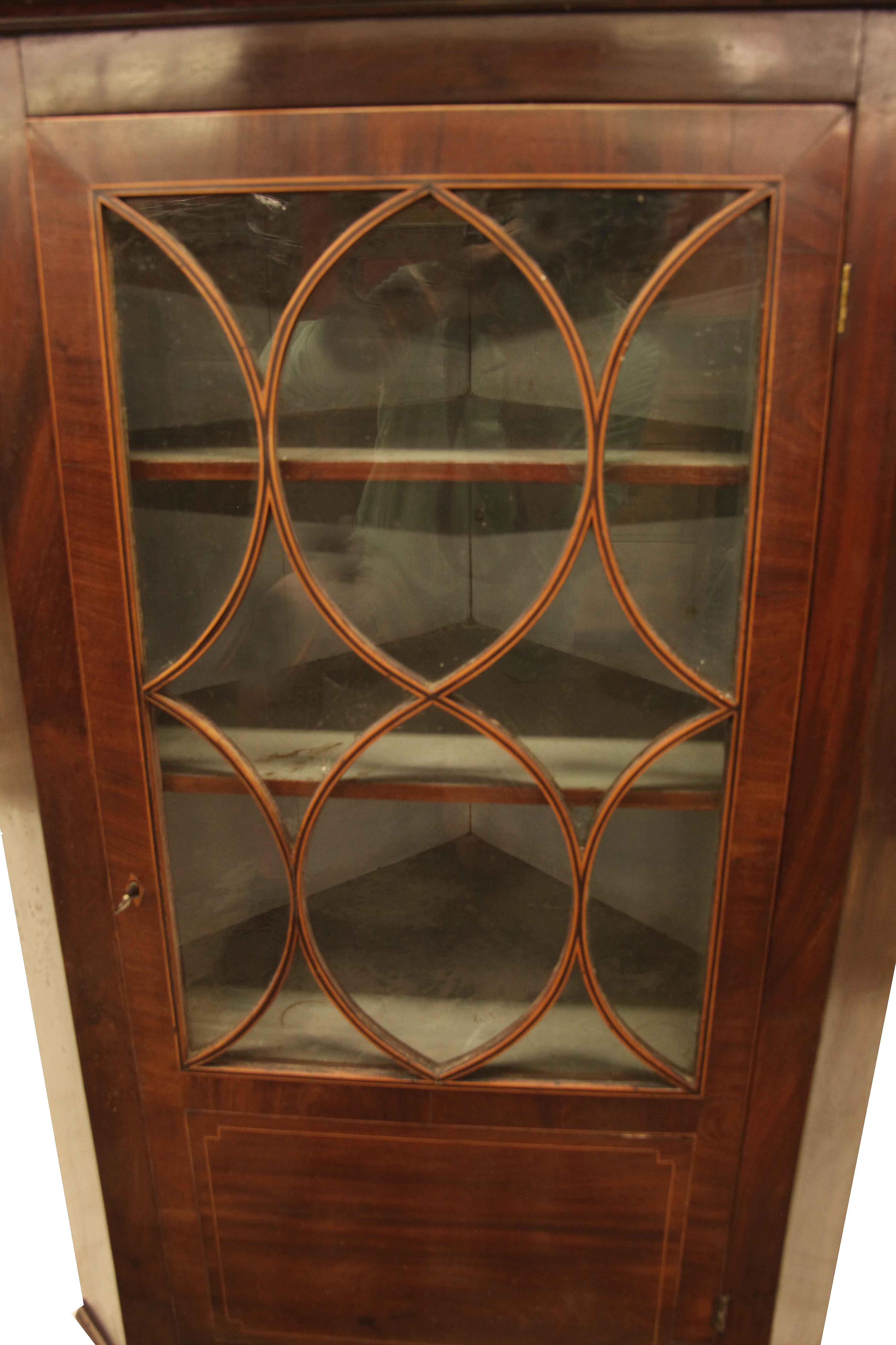Early 19th Century English Inlaid Glass Door Hanging Corner Cupboard For Sale