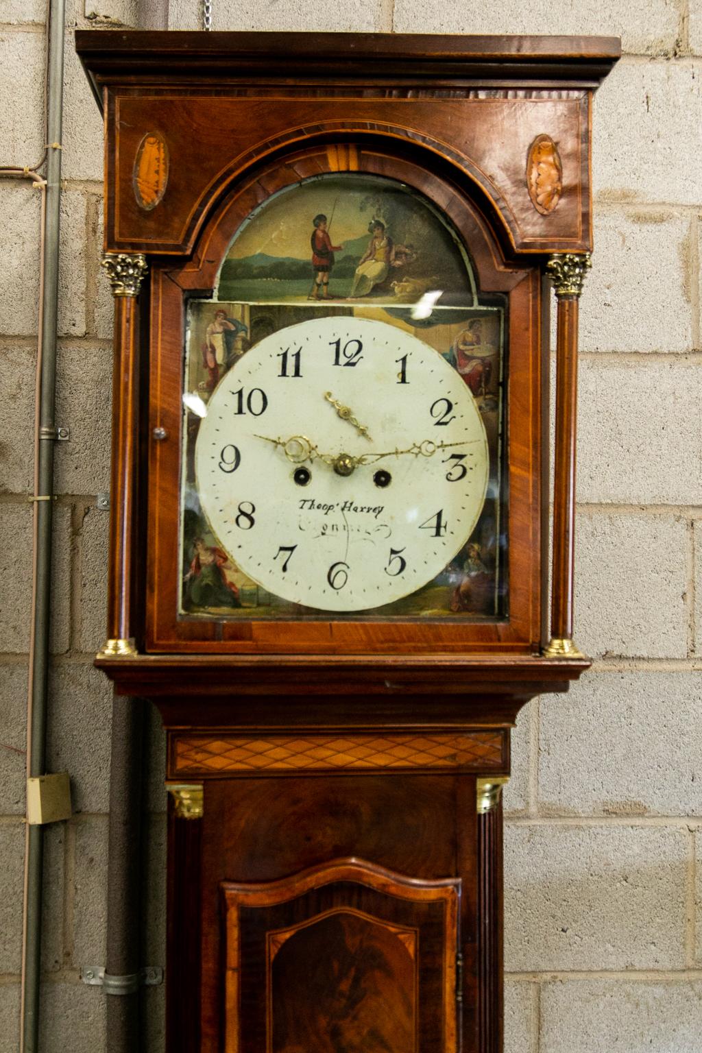 Horloge de grand-père anglaise incrustée Bon état - En vente à Wilson, NC