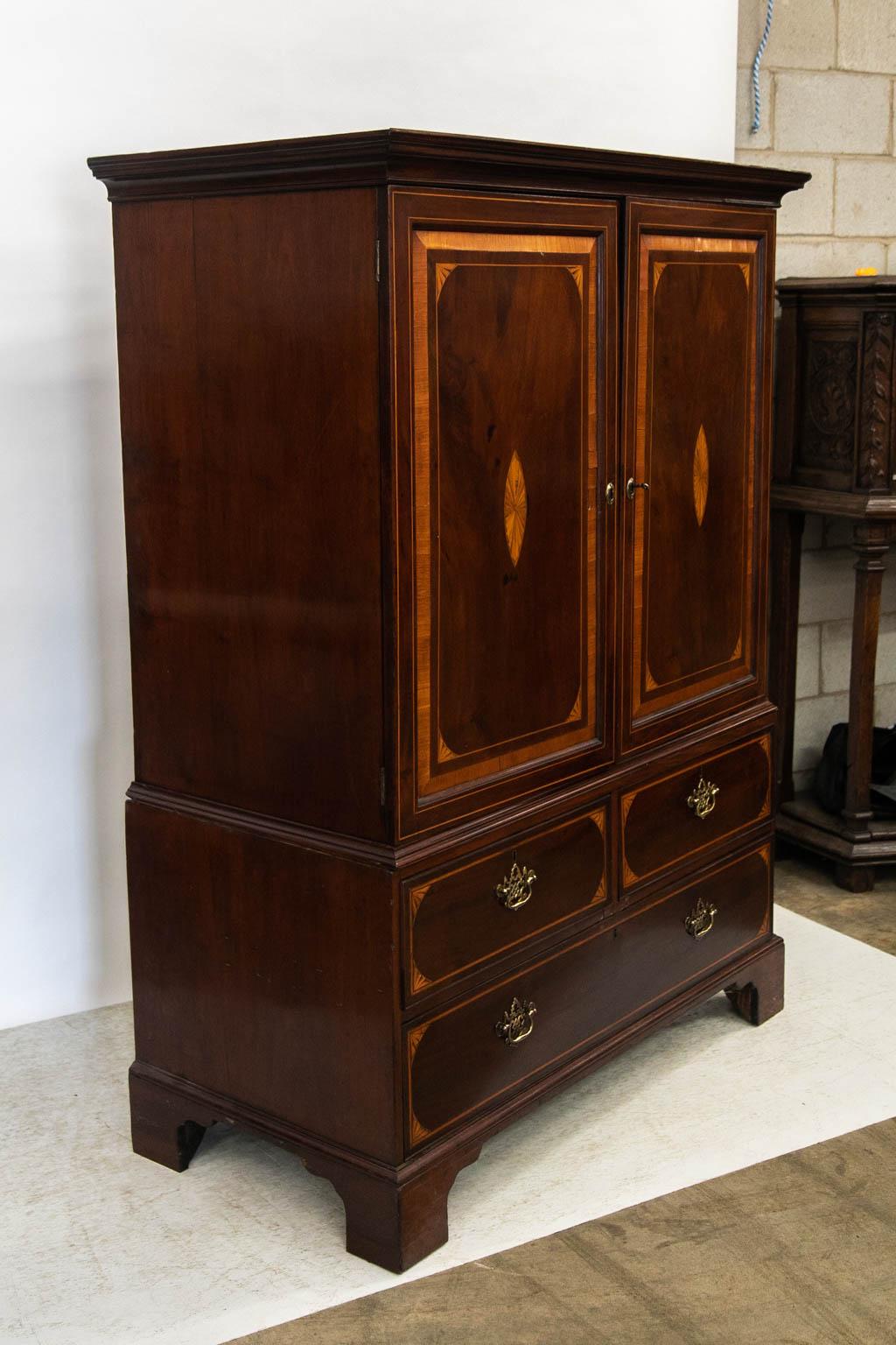 English Inlaid Linen Press For Sale 5