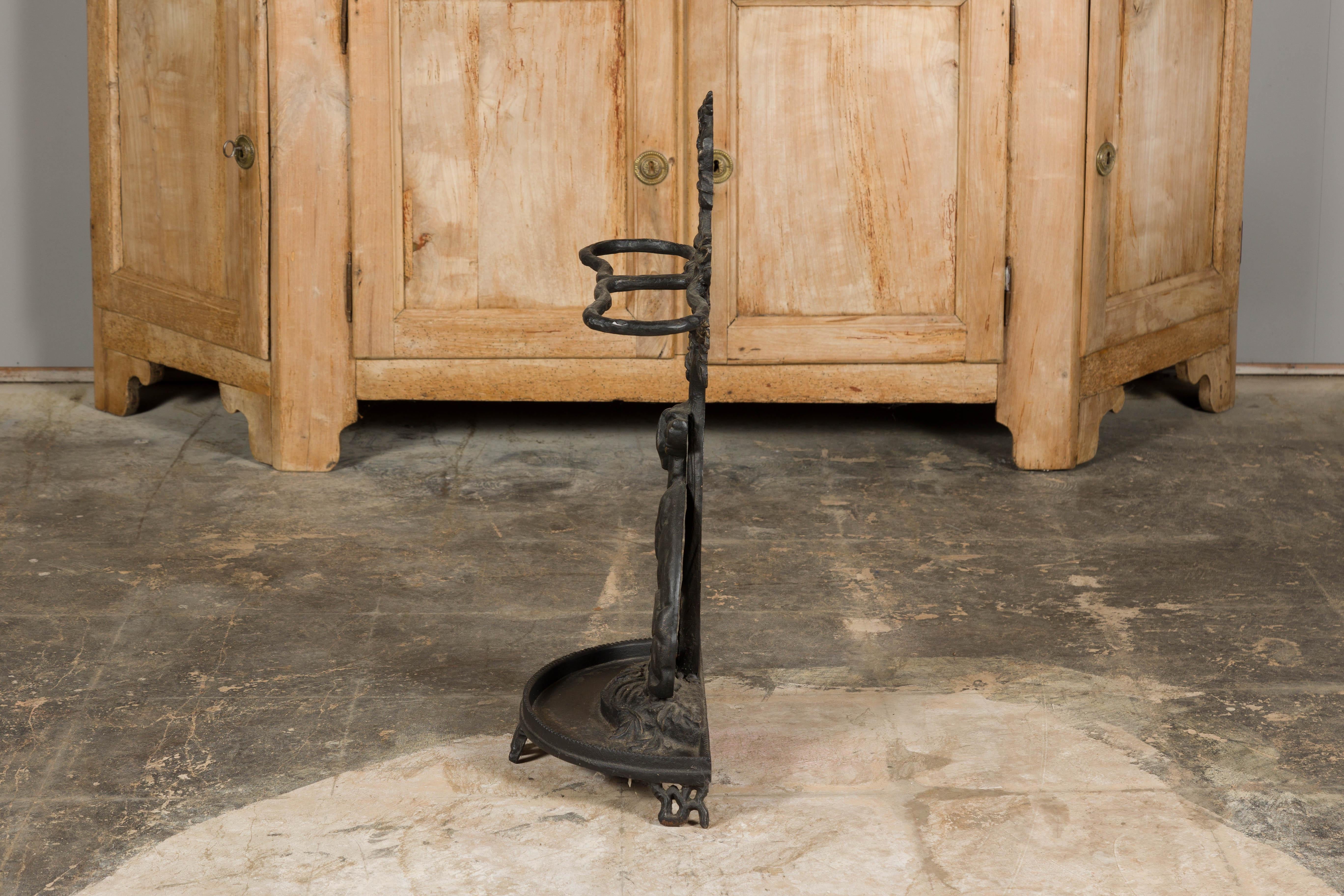English Iron Umbrella Stand Depicting a Dog Sitting in front of a Tree For Sale 11
