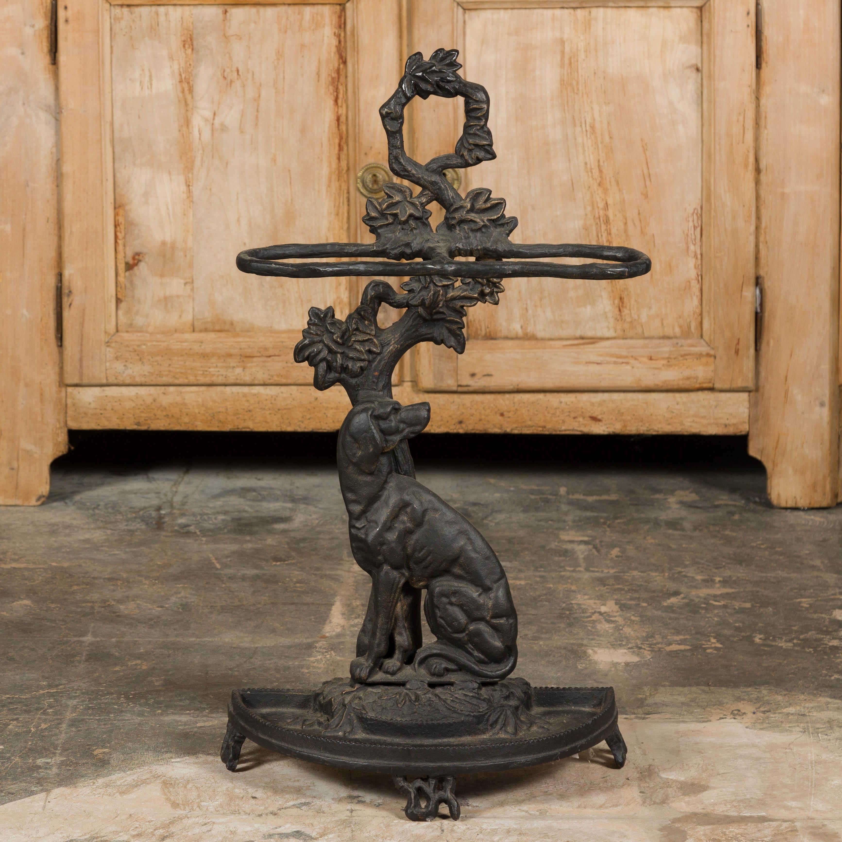 English Iron Umbrella Stand Depicting a Dog Sitting in front of a Tree In Good Condition For Sale In Atlanta, GA