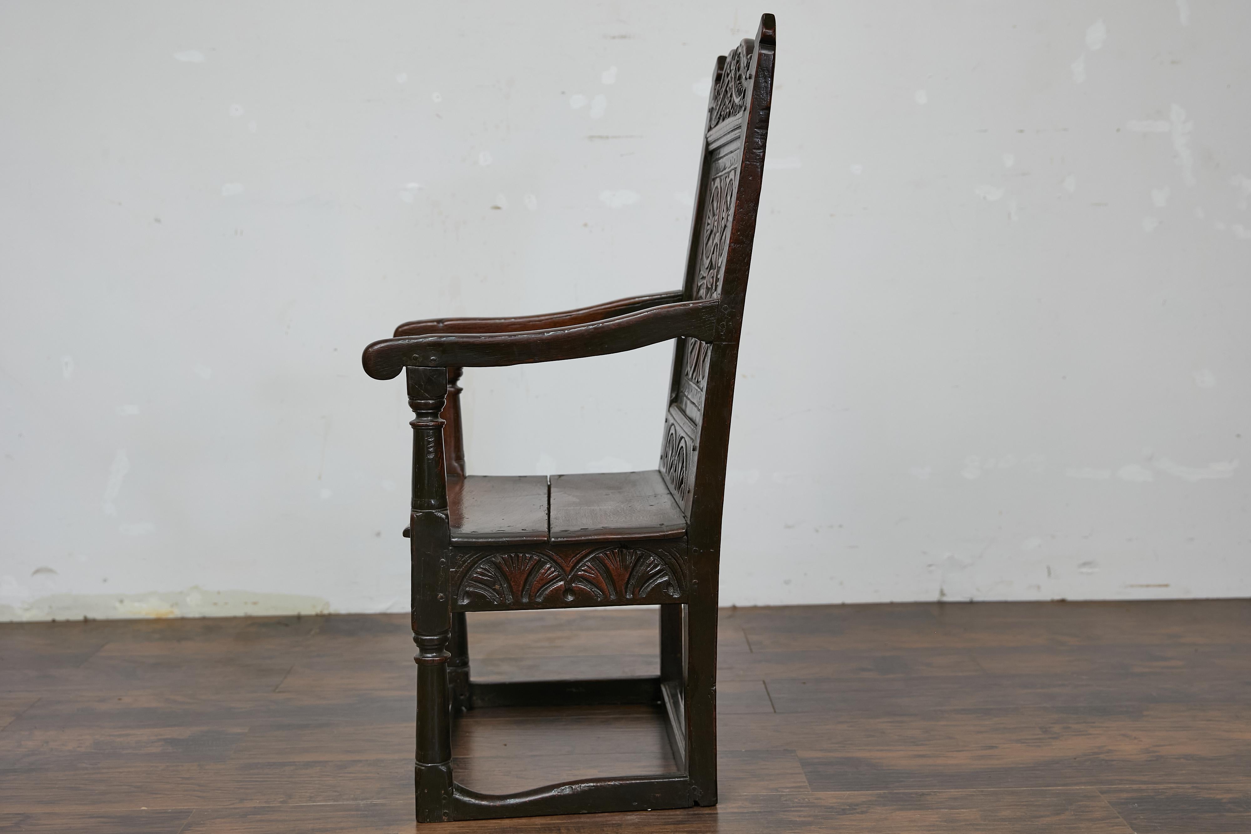 English Jacobean 1690s Oak High Back Armchair with Carved Décor and Turned Legs For Sale 7