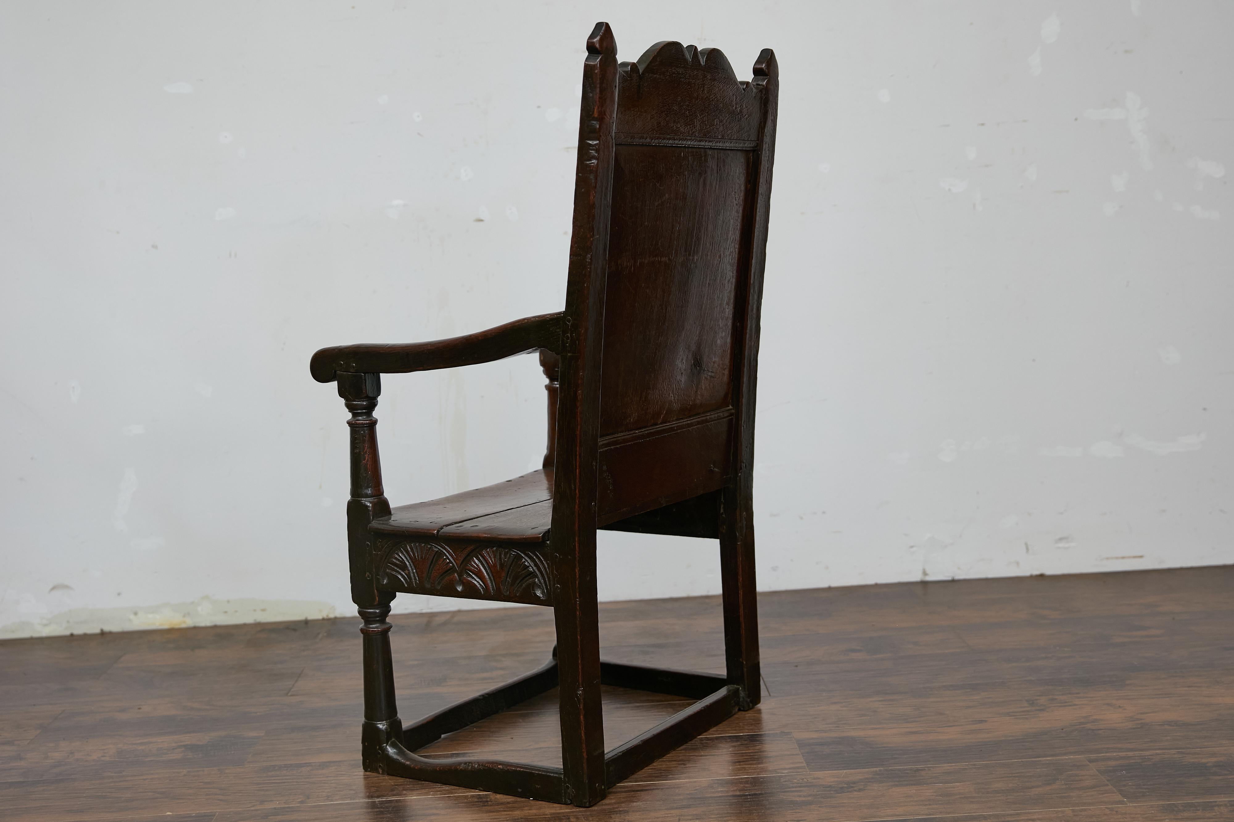 English Jacobean 1690s Oak High Back Armchair with Carved Décor and Turned Legs For Sale 8