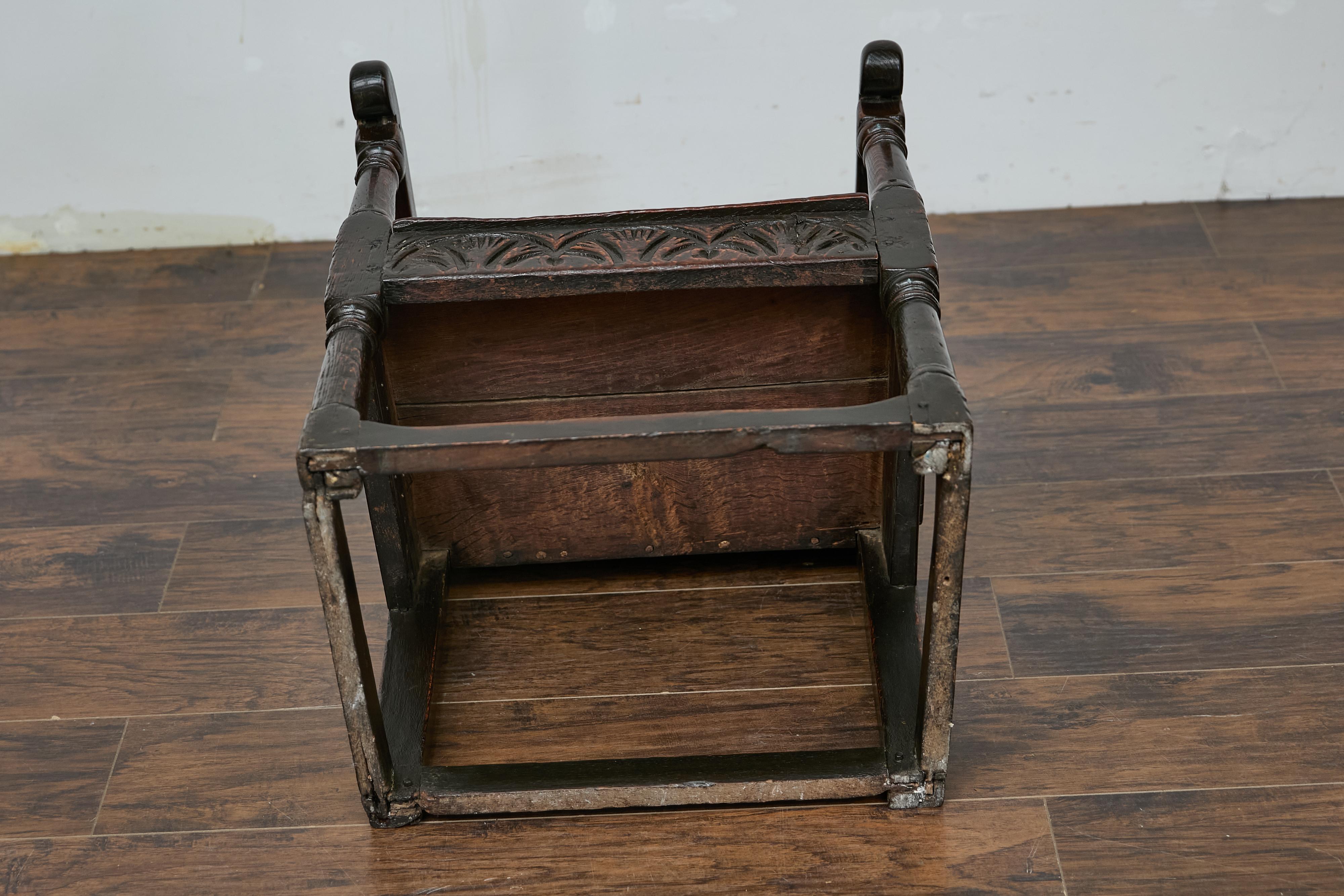 English Jacobean 1690s Oak High Back Armchair with Carved Décor and Turned Legs For Sale 5
