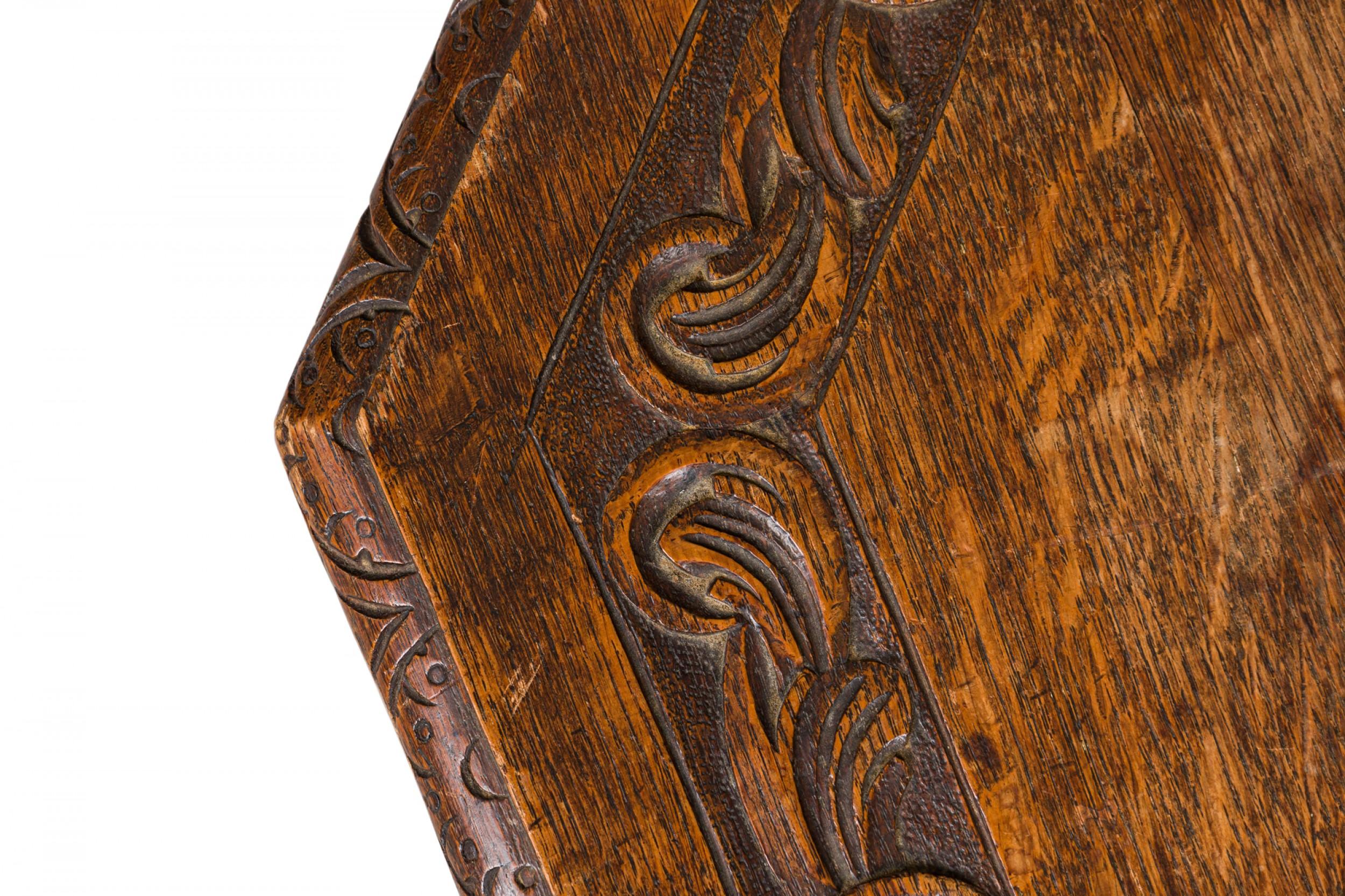 English Jacobean-Style Carved Spiral Turned Leg Octagonal Occasional/Side Table For Sale 5