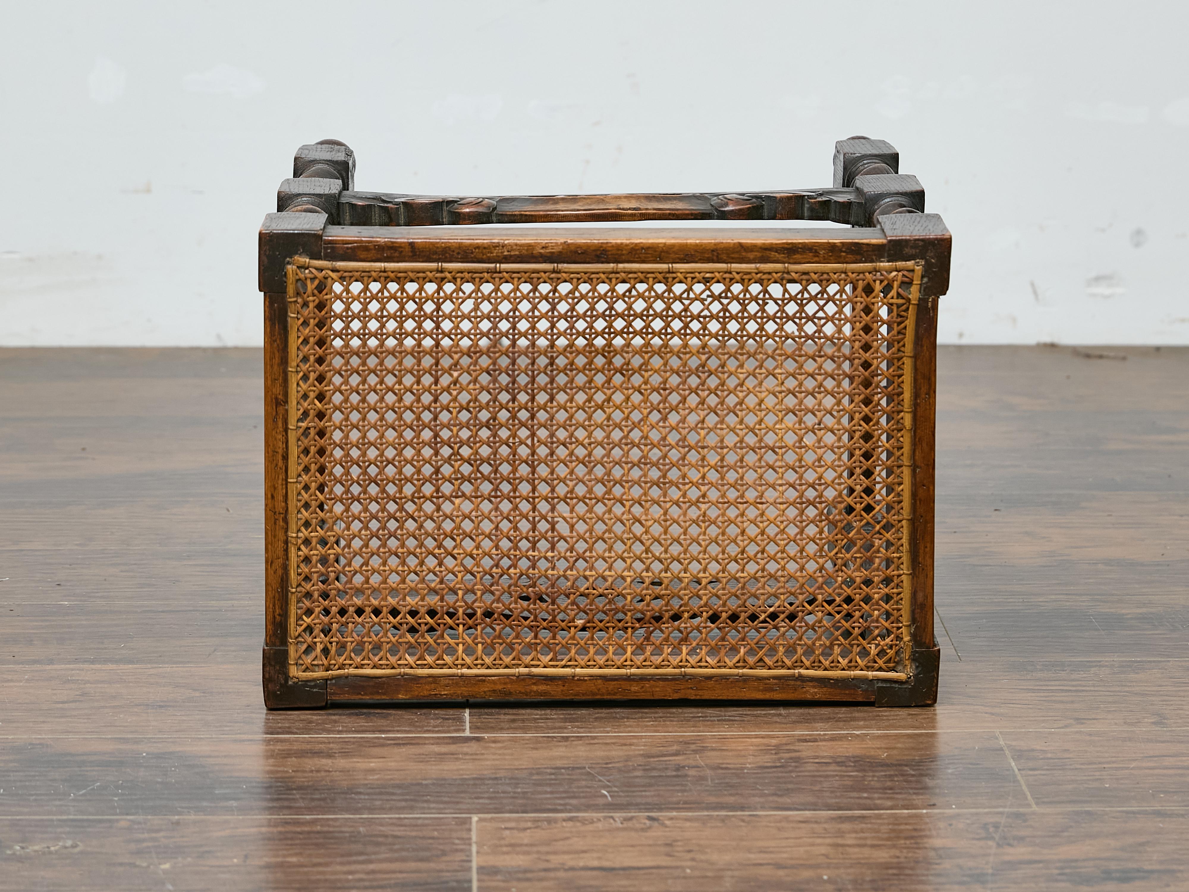 Panca inglese in stile giacobino con grembiule intagliato, circa 1900 in vendita 3