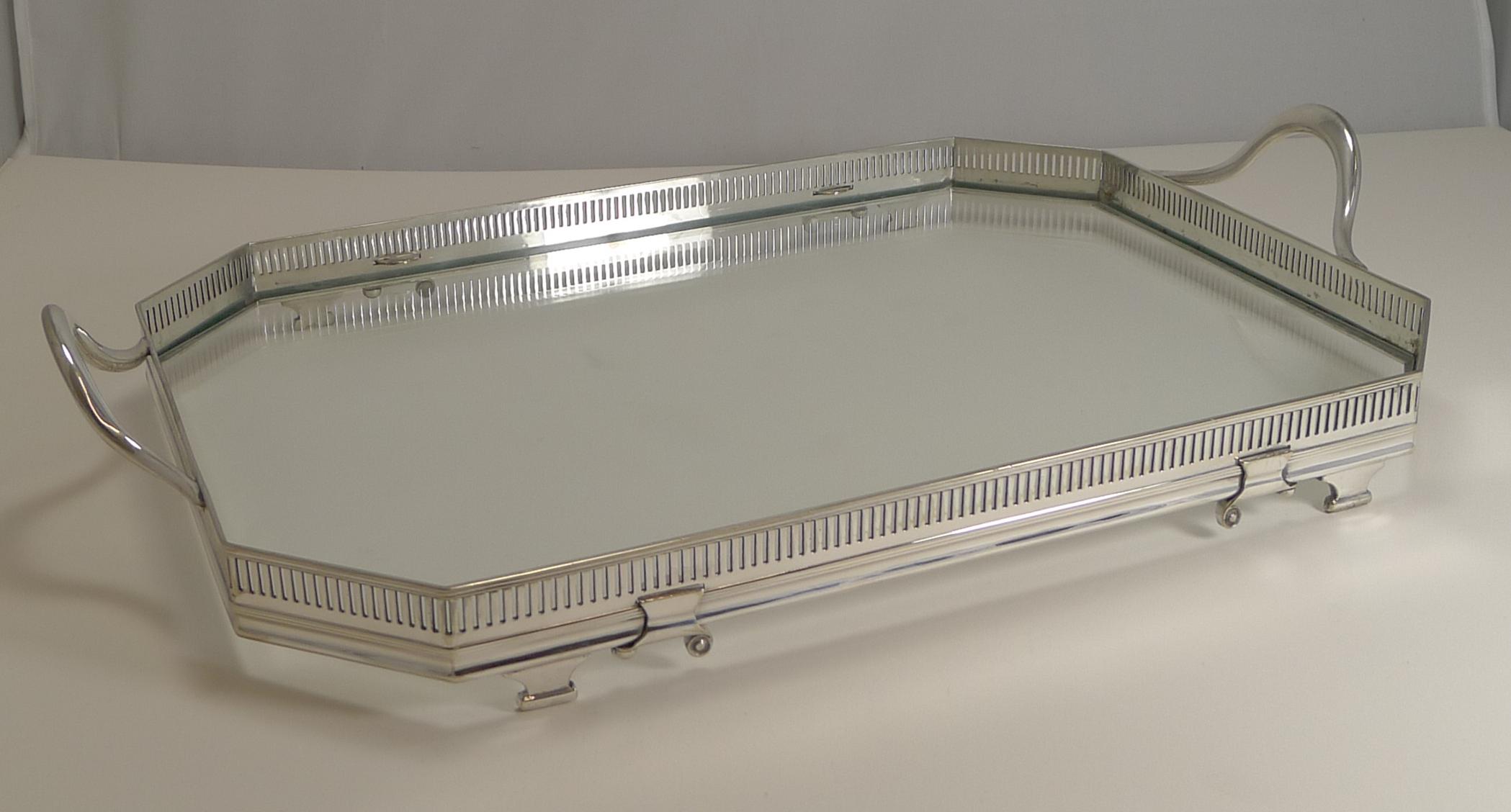 English John Grinsell Convertible Mahogany / Glass Serving Tray, circa 1900 4