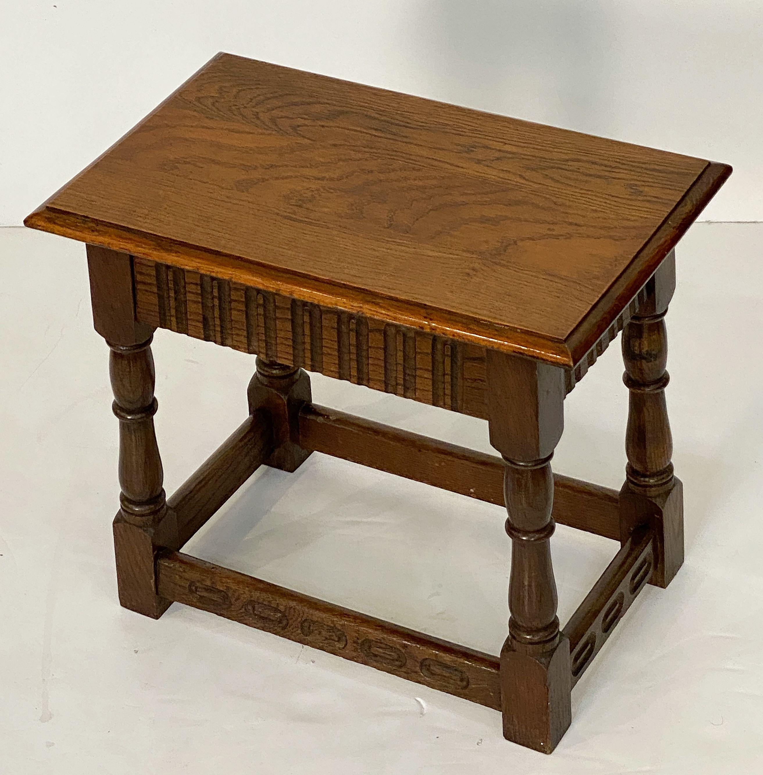 English Joint Stool of Oak with Rectangular Seat and Turned Legs 7