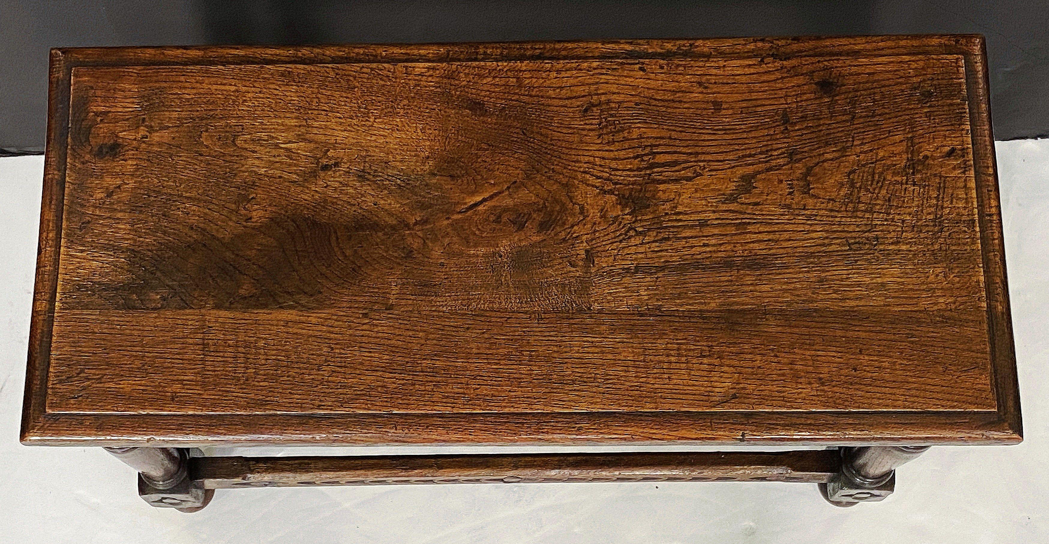 English Joint Stool of Oak with Rectangular Seat and Turned Legs 3