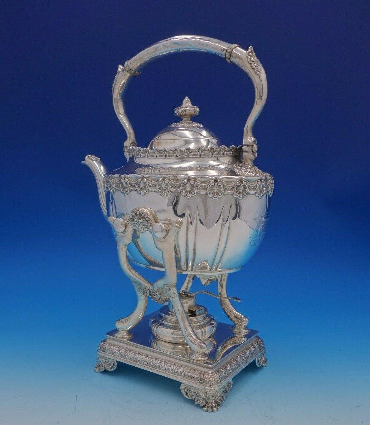 English King by Tiffany and Co Sterling Silver Kettle on Stand #10053 (#4908) In Excellent Condition For Sale In Big Bend, WI