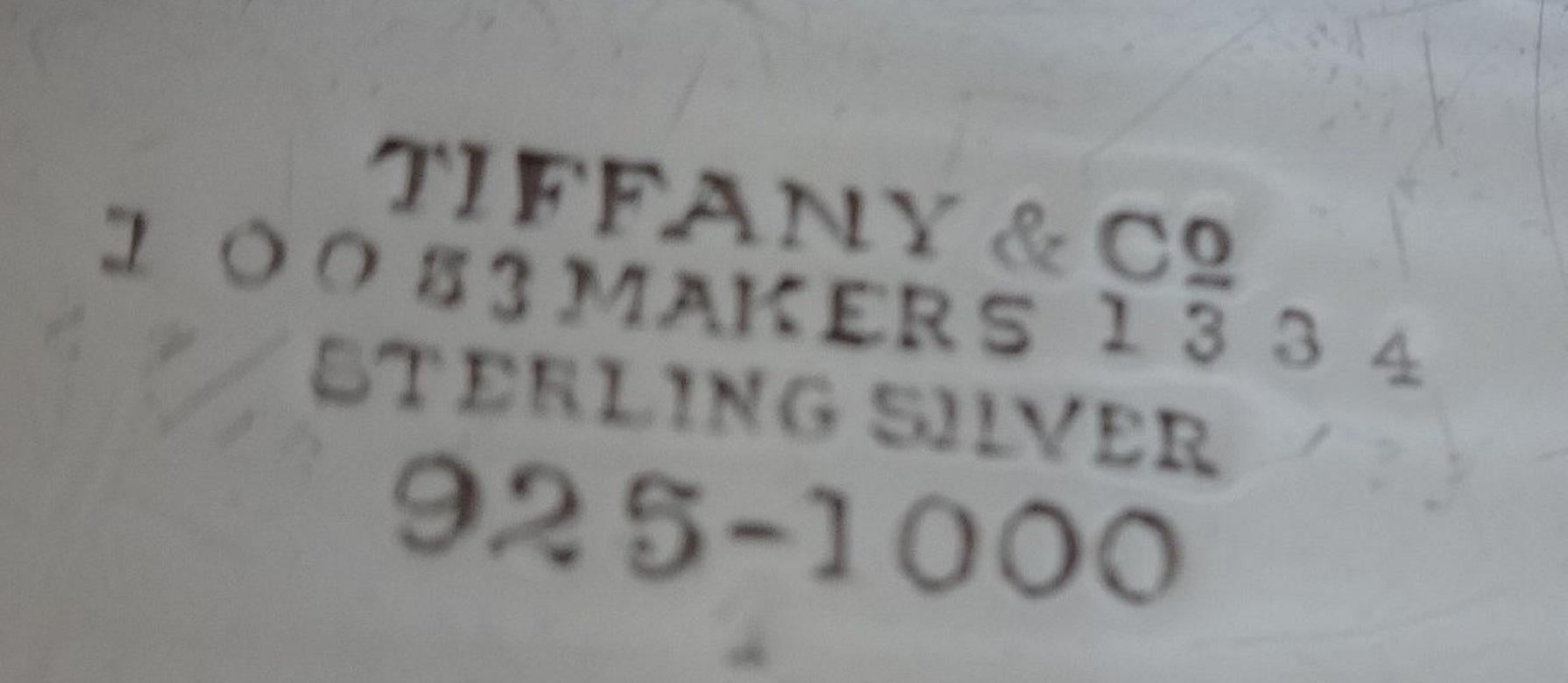 Argent sterling Roi d'Angleterre par Tiffany & Co. Bouilloire Sterling sur Stand #10053/1334