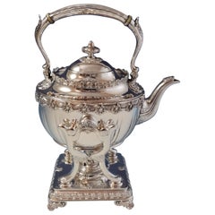 Roi d'Angleterre par Tiffany & Co. Bouilloire Sterling sur Stand #10053/1334