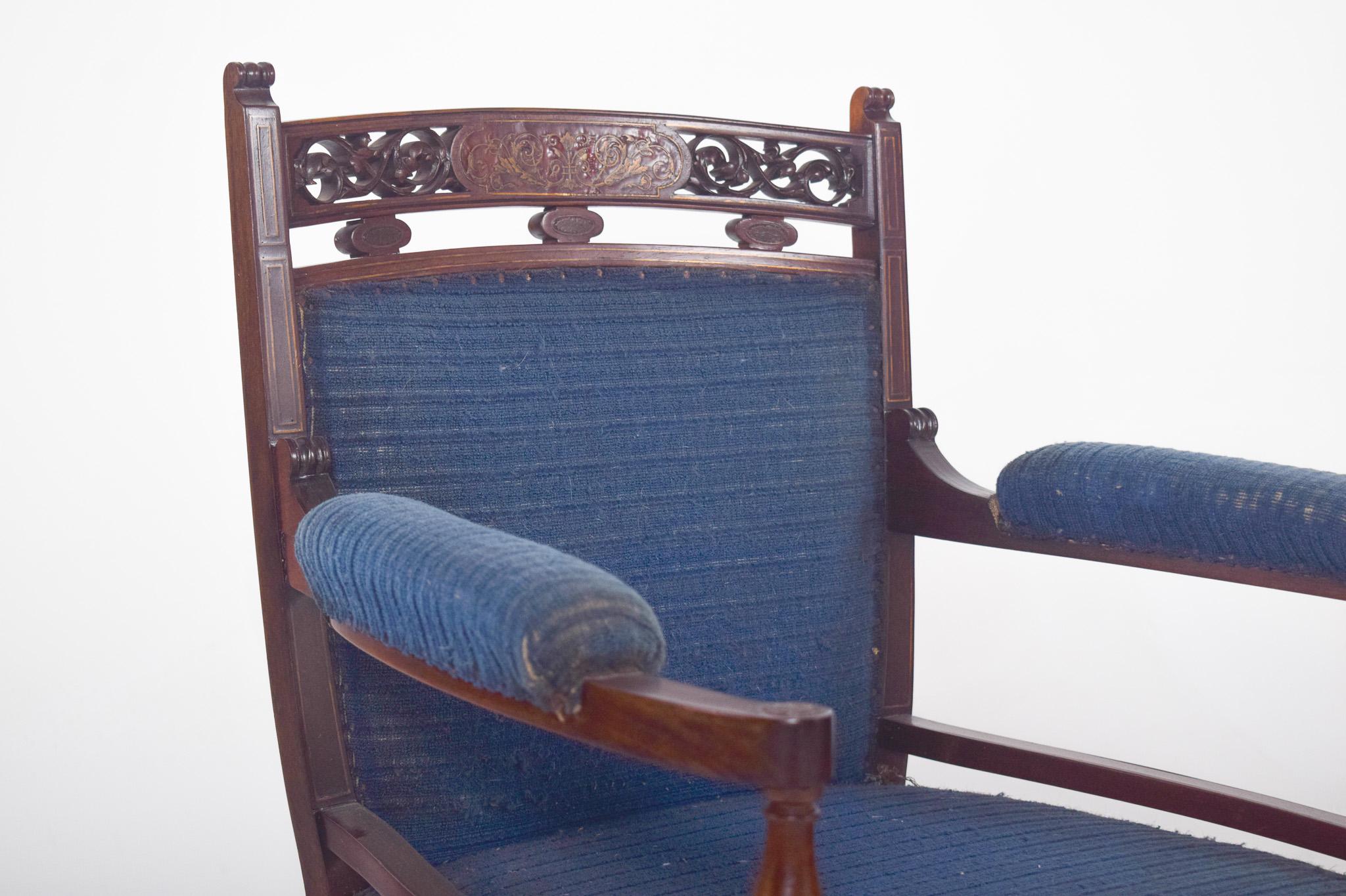 Tissu English Lady's Chair tapissée en bleu en vente