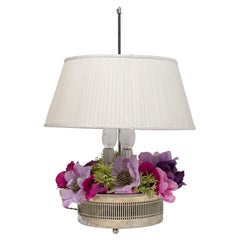 Lampe anglaise en métal argenté avec fleurs