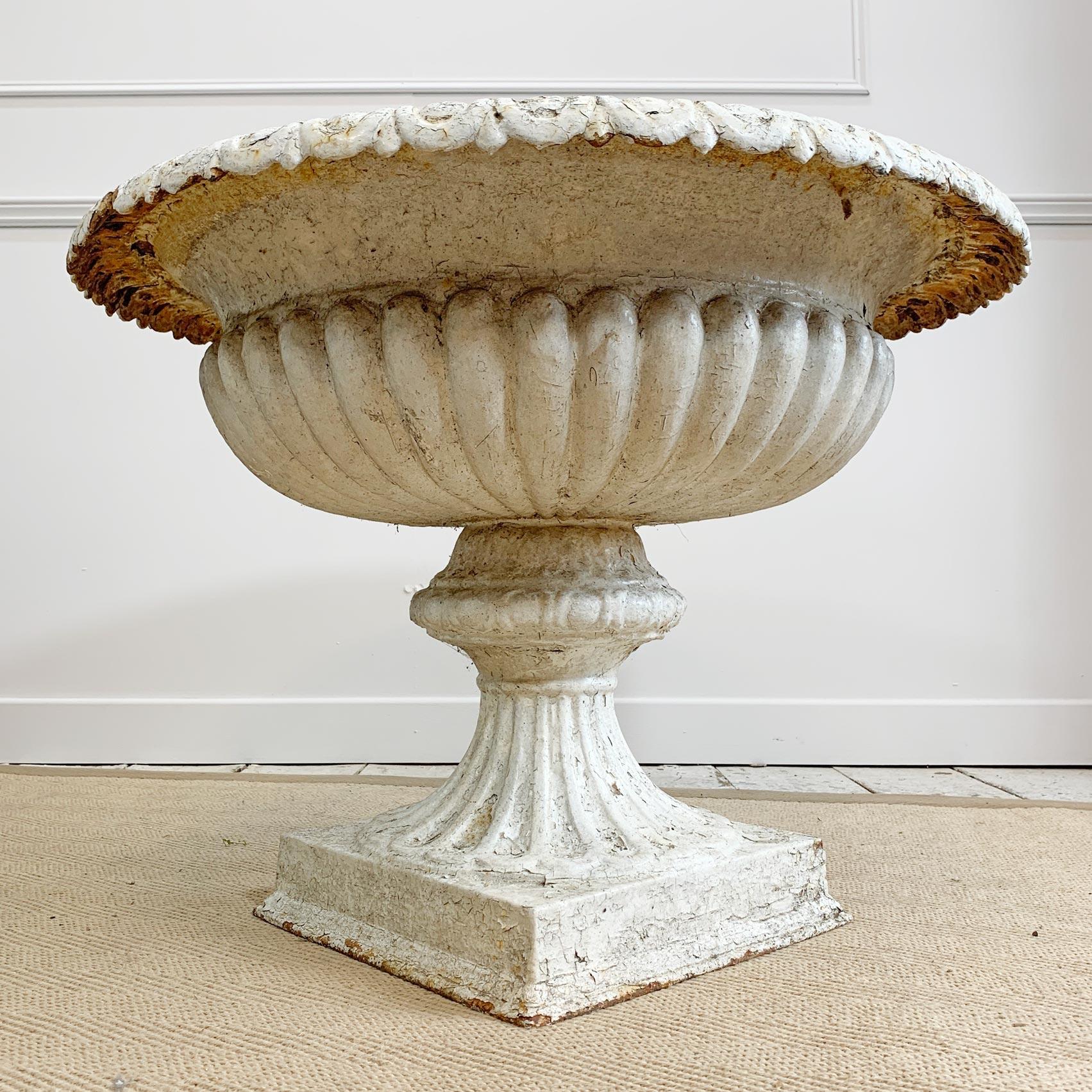 Large White Victorian Cast Iron Tazza Urn, 19th C For Sale 5