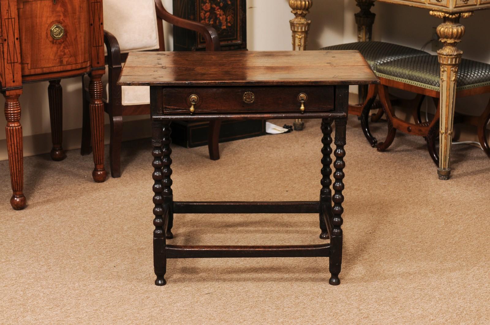 English Late 17th Century Bobbin Turned Oak Side Table with Drawer For Sale 8