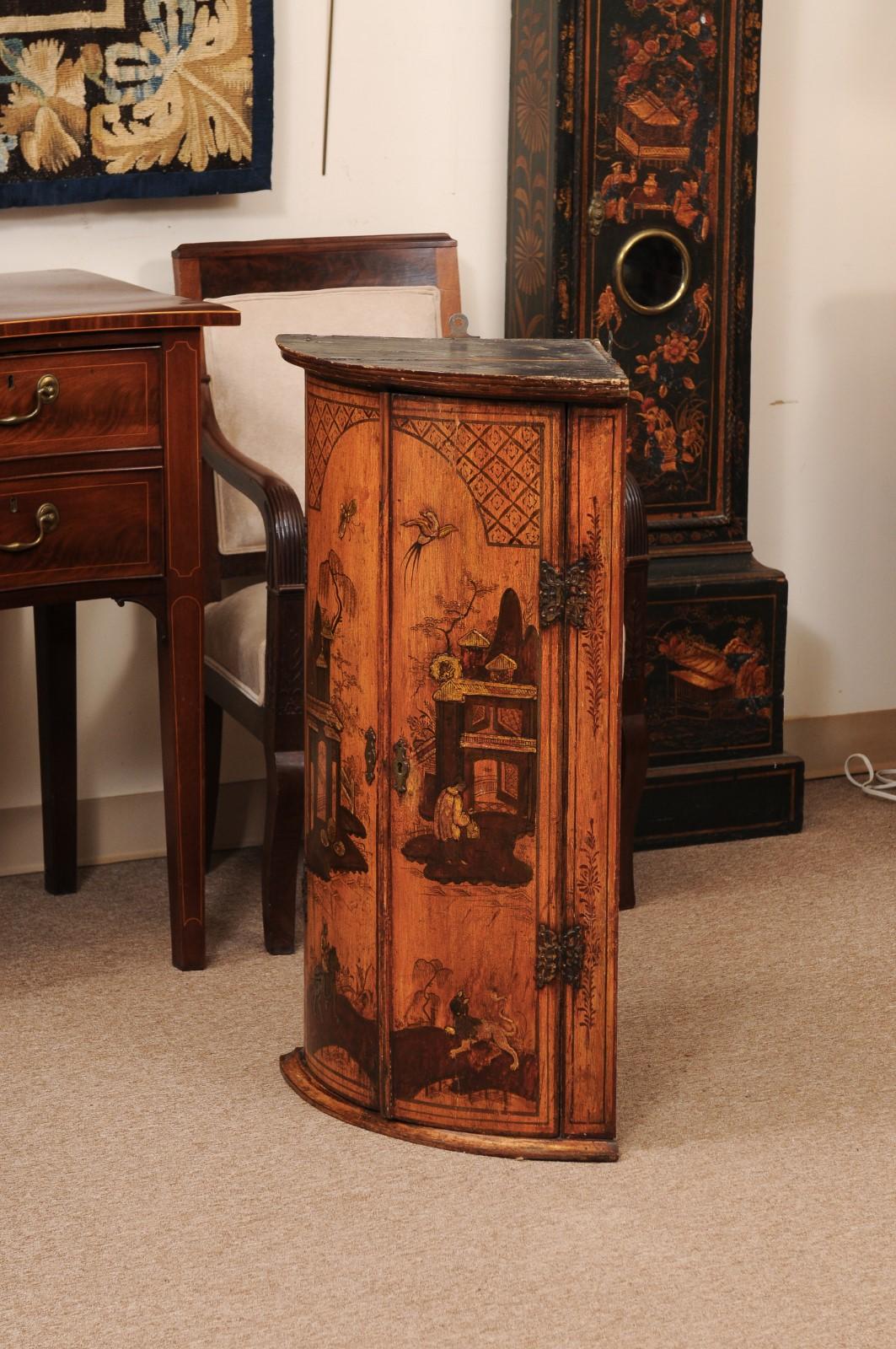 Englischer Chinoiserie-Eckschrank aus dem späten 18. Jahrhundert mit ockerfarbenem Lack im Angebot 7