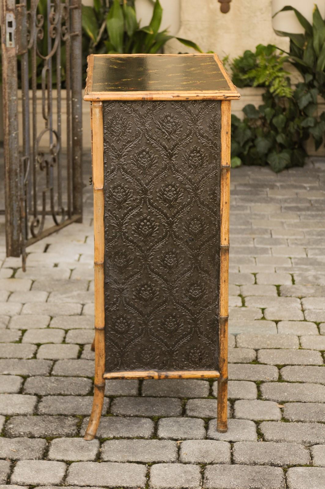 English Late 19th Century Bamboo Single-Door Cabinet with Faux Book Façade 7
