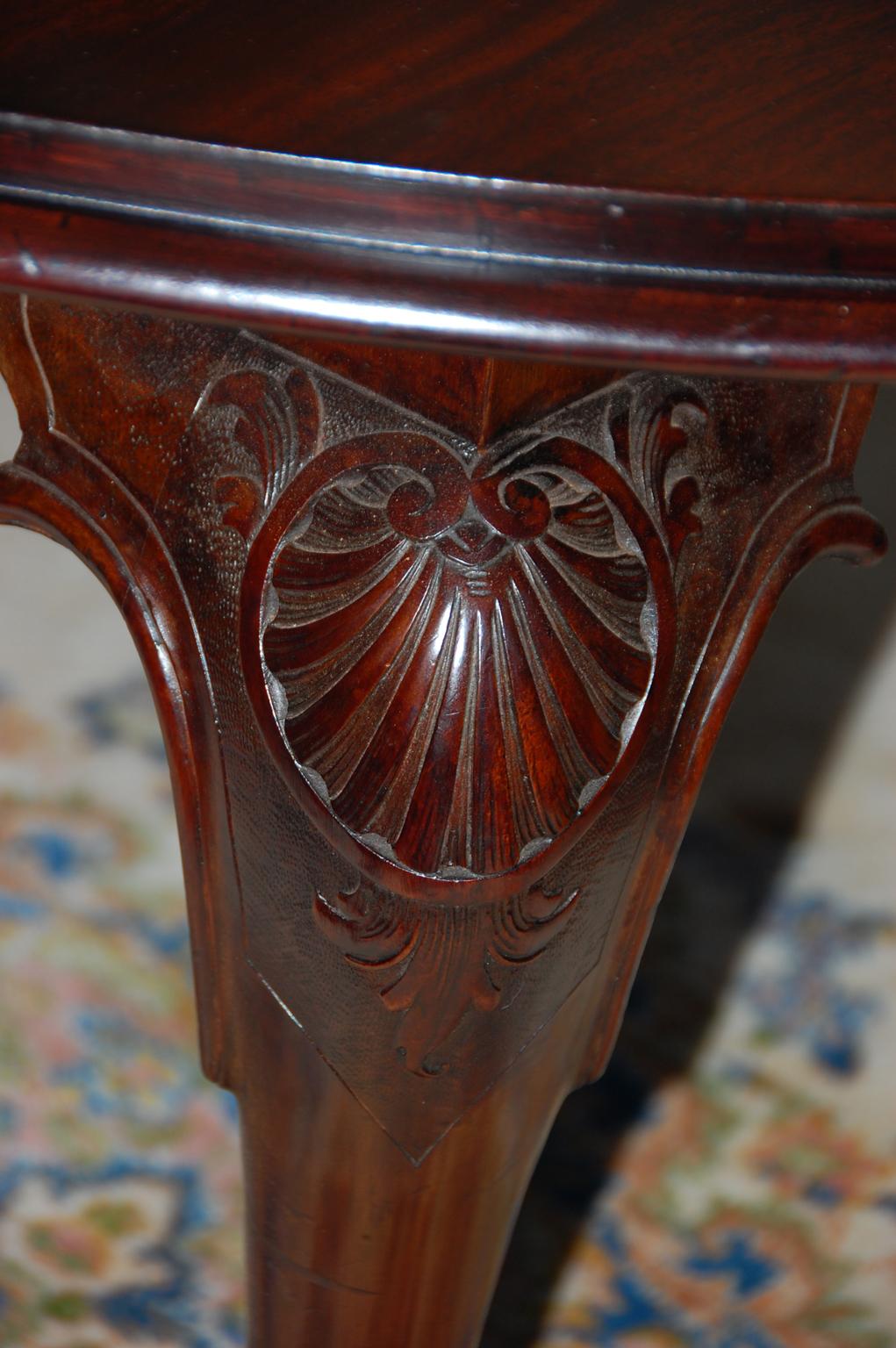 English Late 19th Century Chippendale Style Mahogany Banquet Table with Leaves im Zustand „Gut“ in Wells, ME