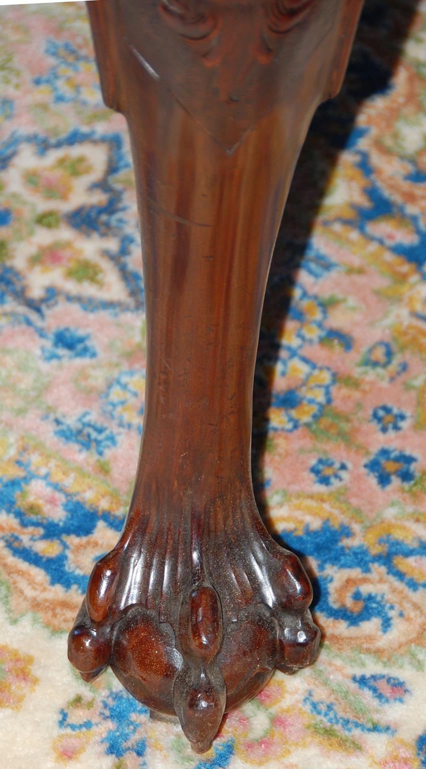 English Late 19th Century Chippendale Style Mahogany Banquet Table with Leaves 2