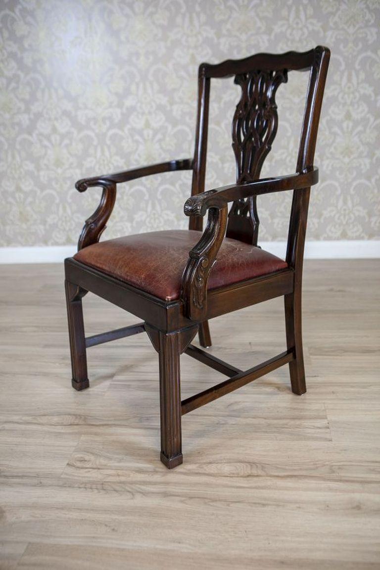 English Late-19th Century Four Walnut Chairs With Leather Upholstery For Sale 4