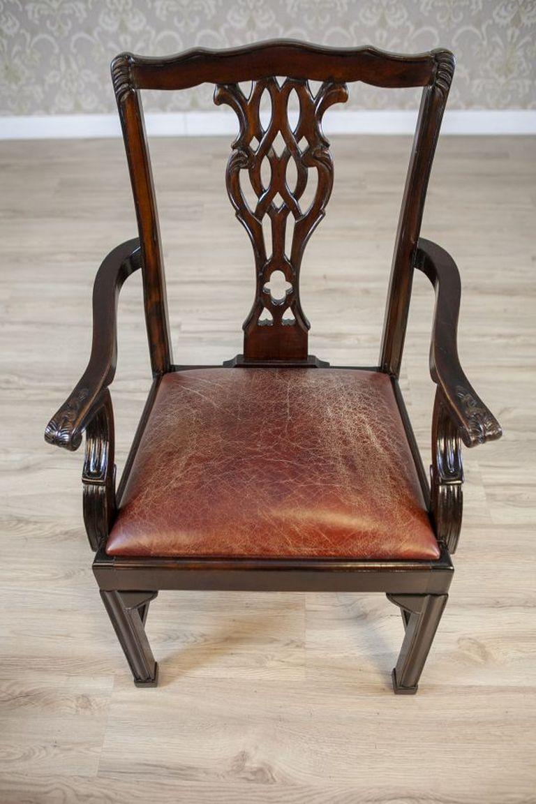 English Late-19th Century Four Walnut Chairs With Leather Upholstery For Sale 6