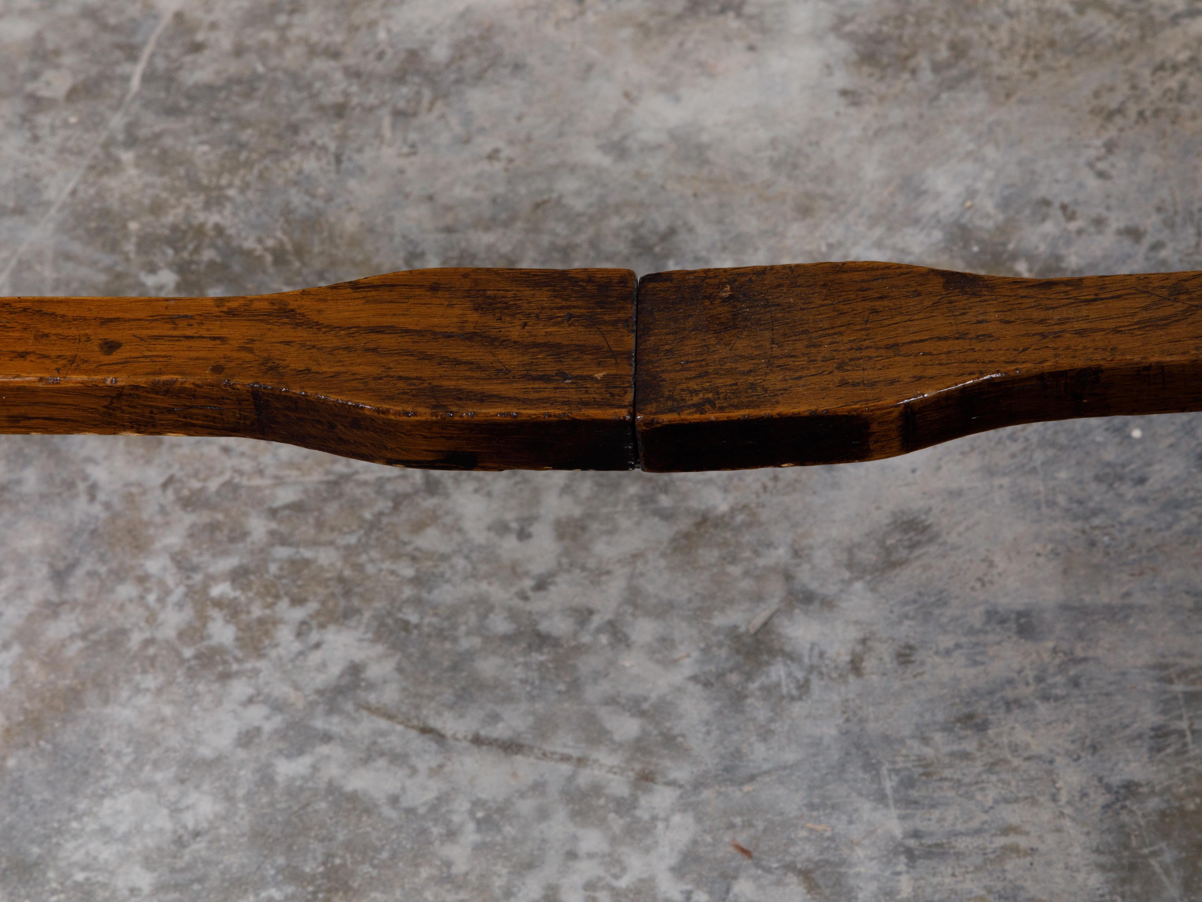 Échelle à cinq marches en chêne anglaise de la fin du 19ème siècle avec patine brune en vente 2