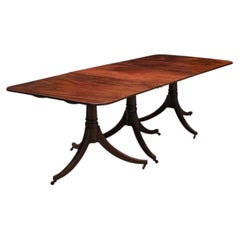 English Late 19th Century Triple Pedestal Extending Dining Table