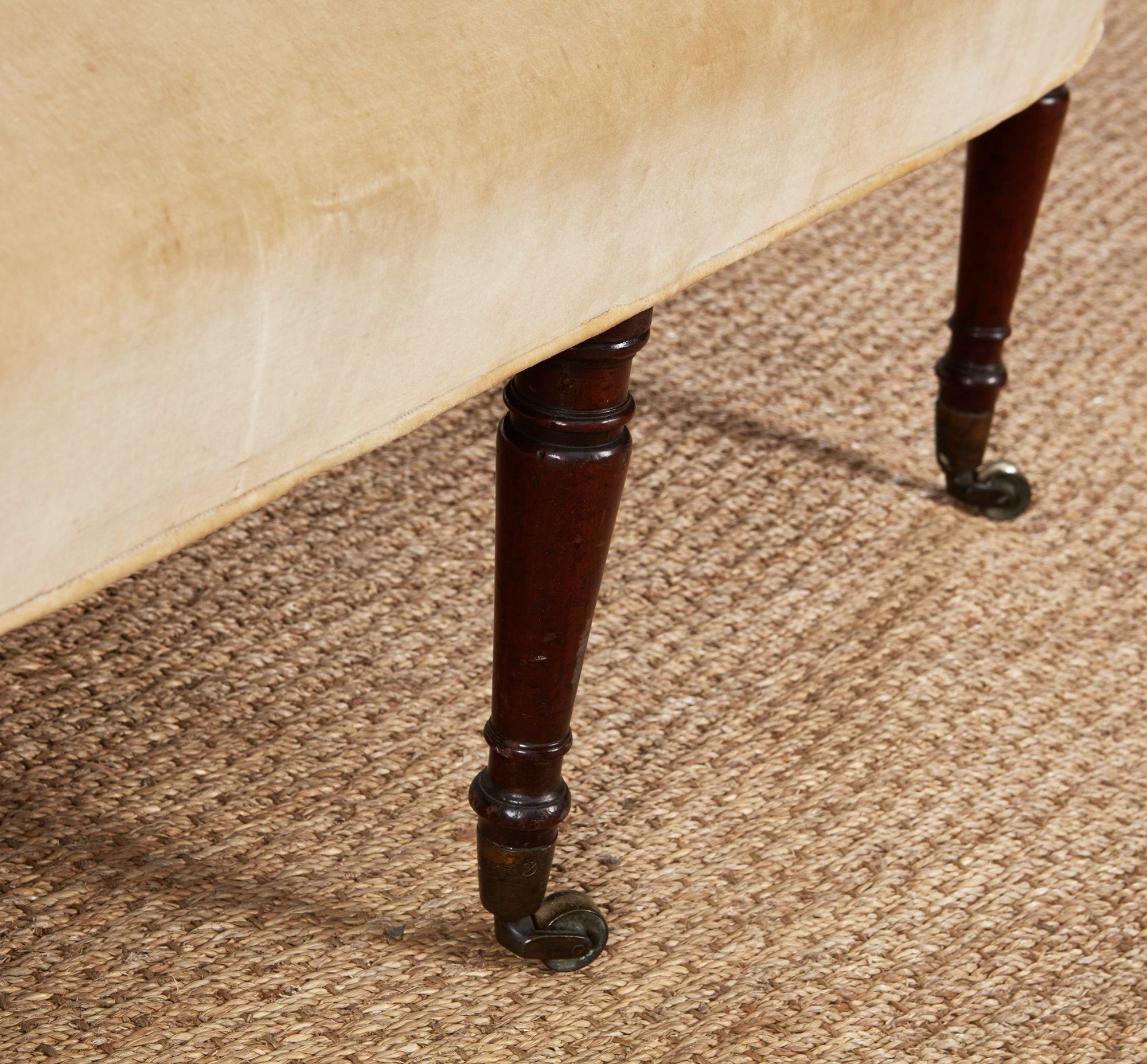 English Late Georgian Mahogany Settee For Sale 8