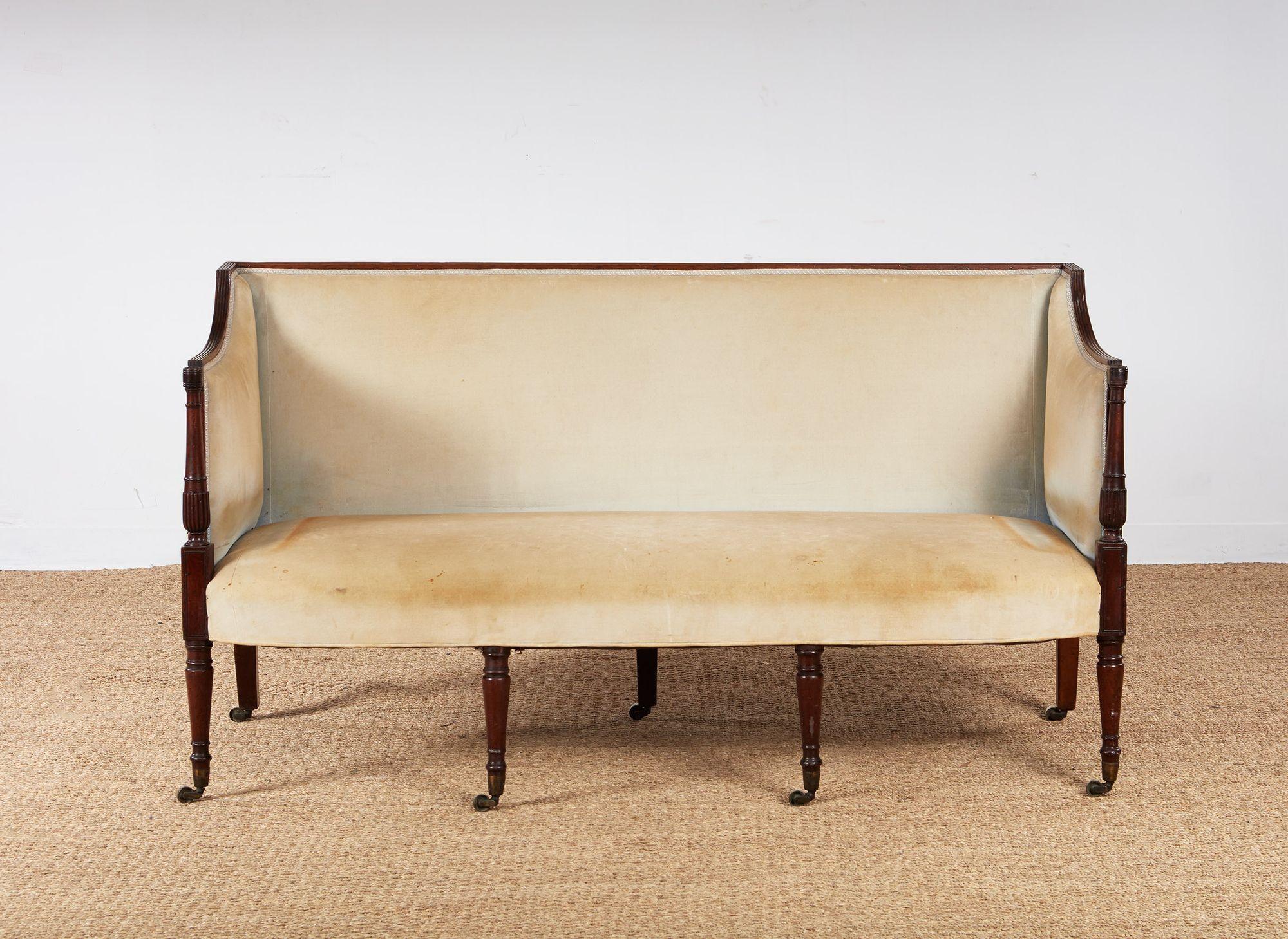English Late Georgian Mahogany Settee For Sale 1