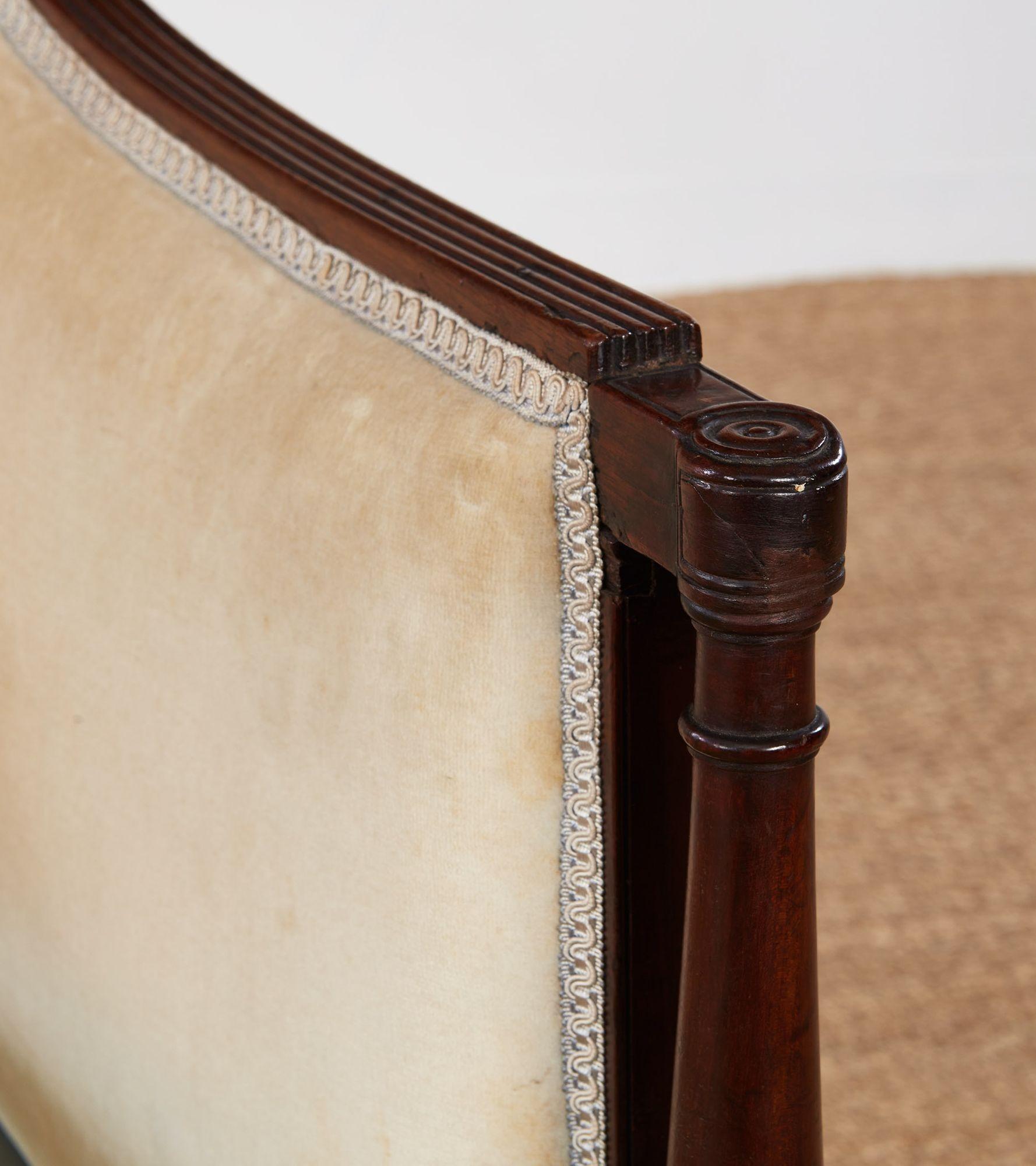 English Late Georgian Mahogany Settee For Sale 3