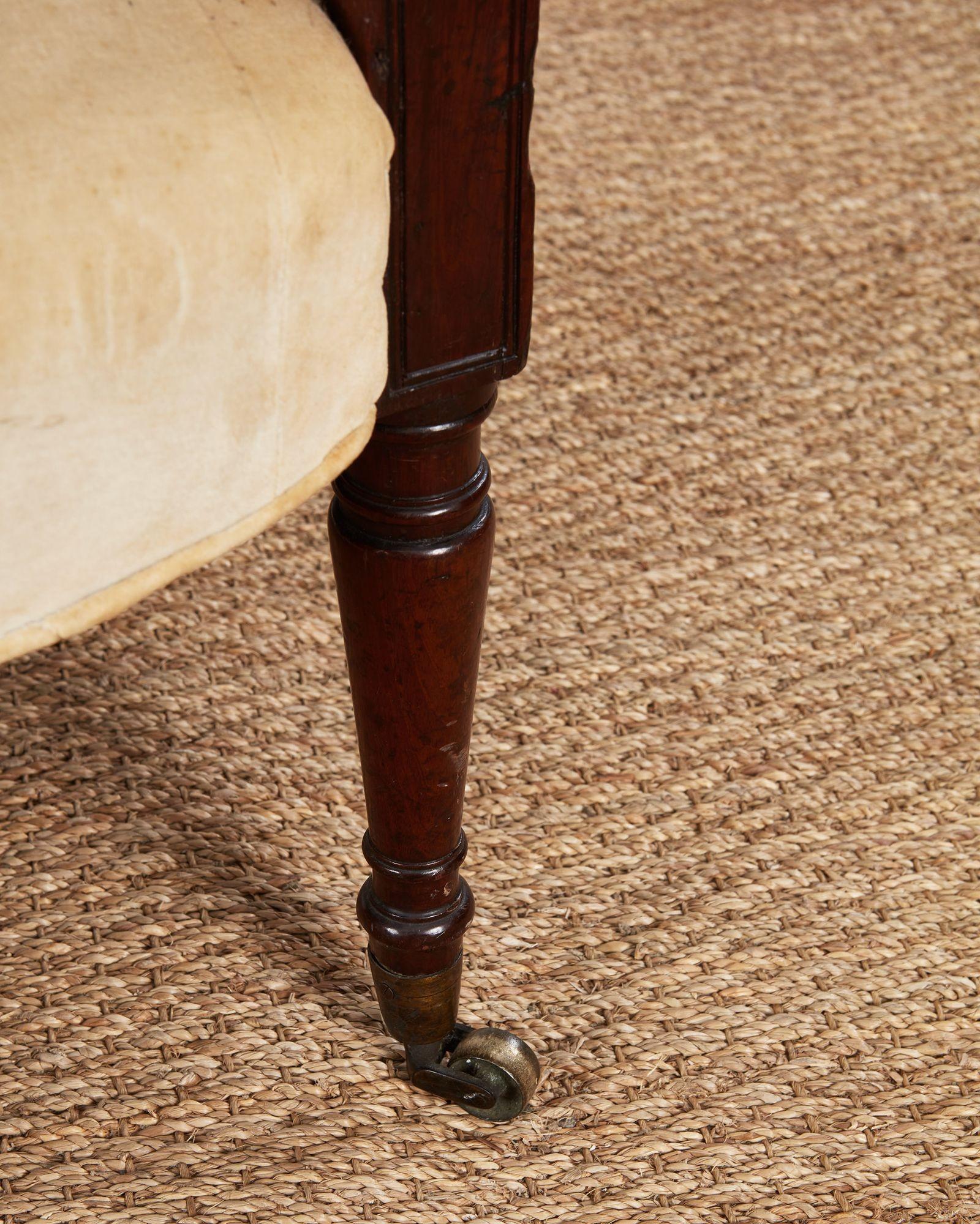 English Late Georgian Mahogany Settee For Sale 4