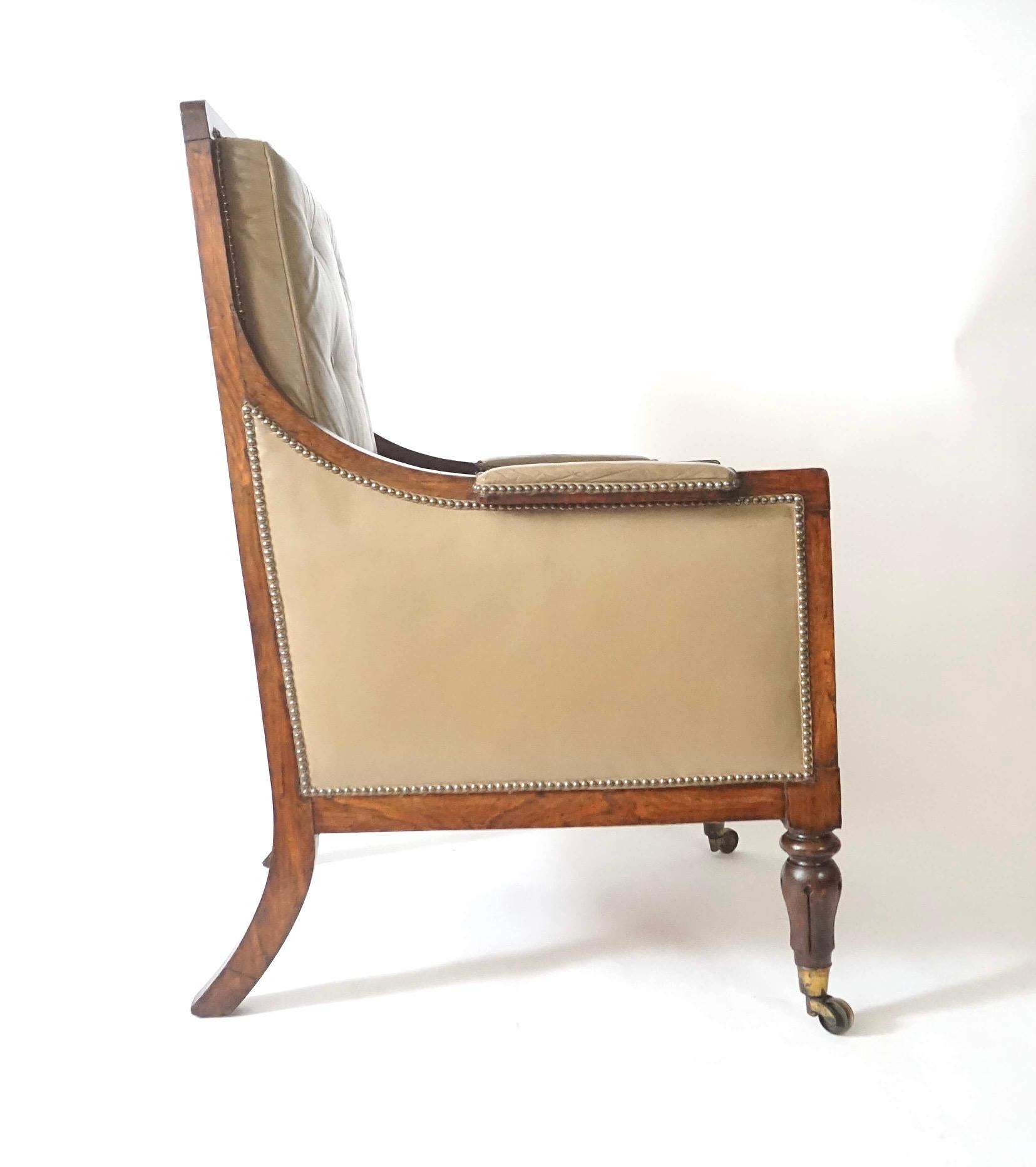 English Late Regency William IV Rosewood Leather Bergere, circa 1835 In Good Condition For Sale In Kinderhook, NY