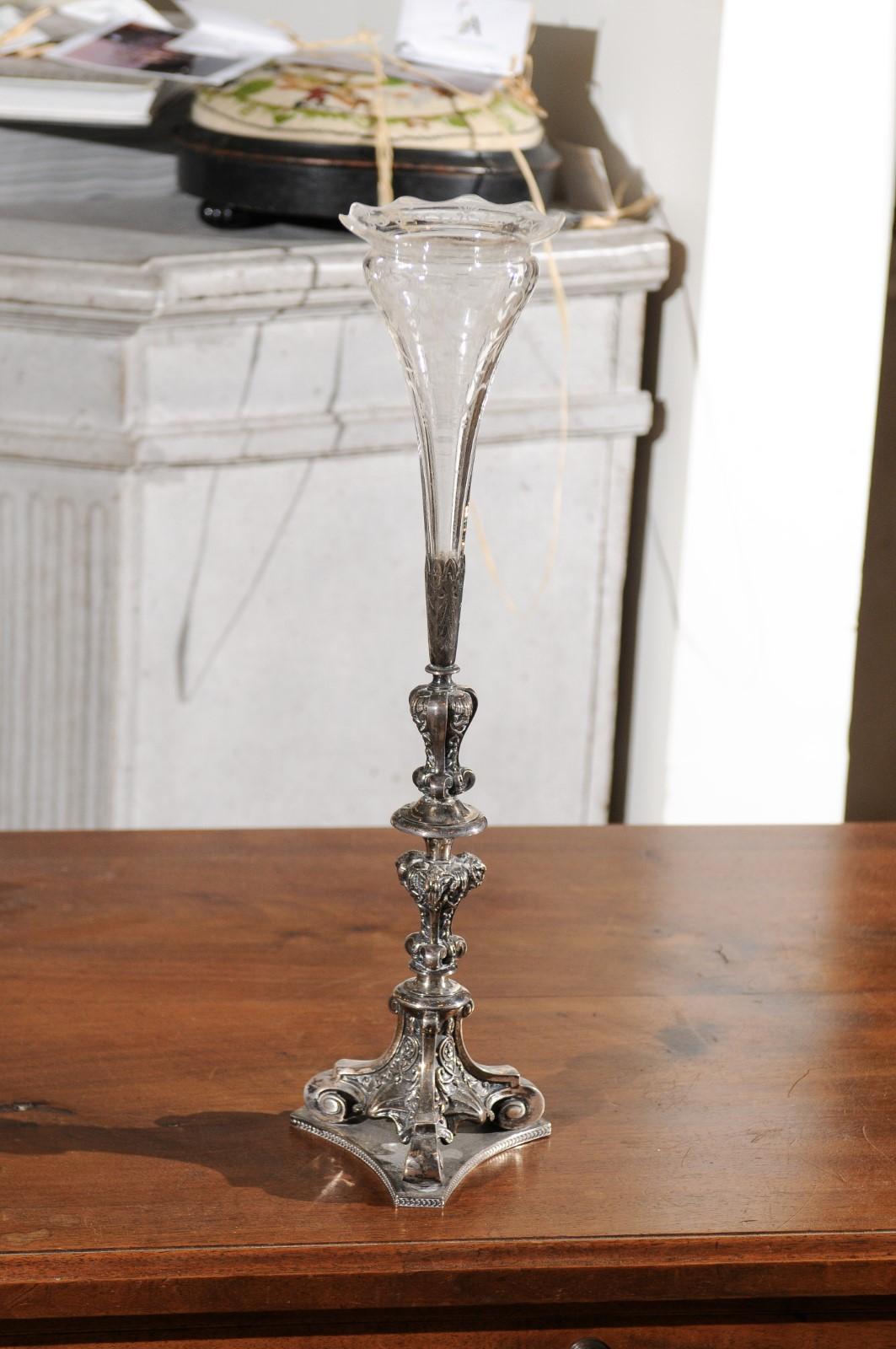 English Late Victorian Epergne with Silver Base and Crystal Vase, 19th Century For Sale 4