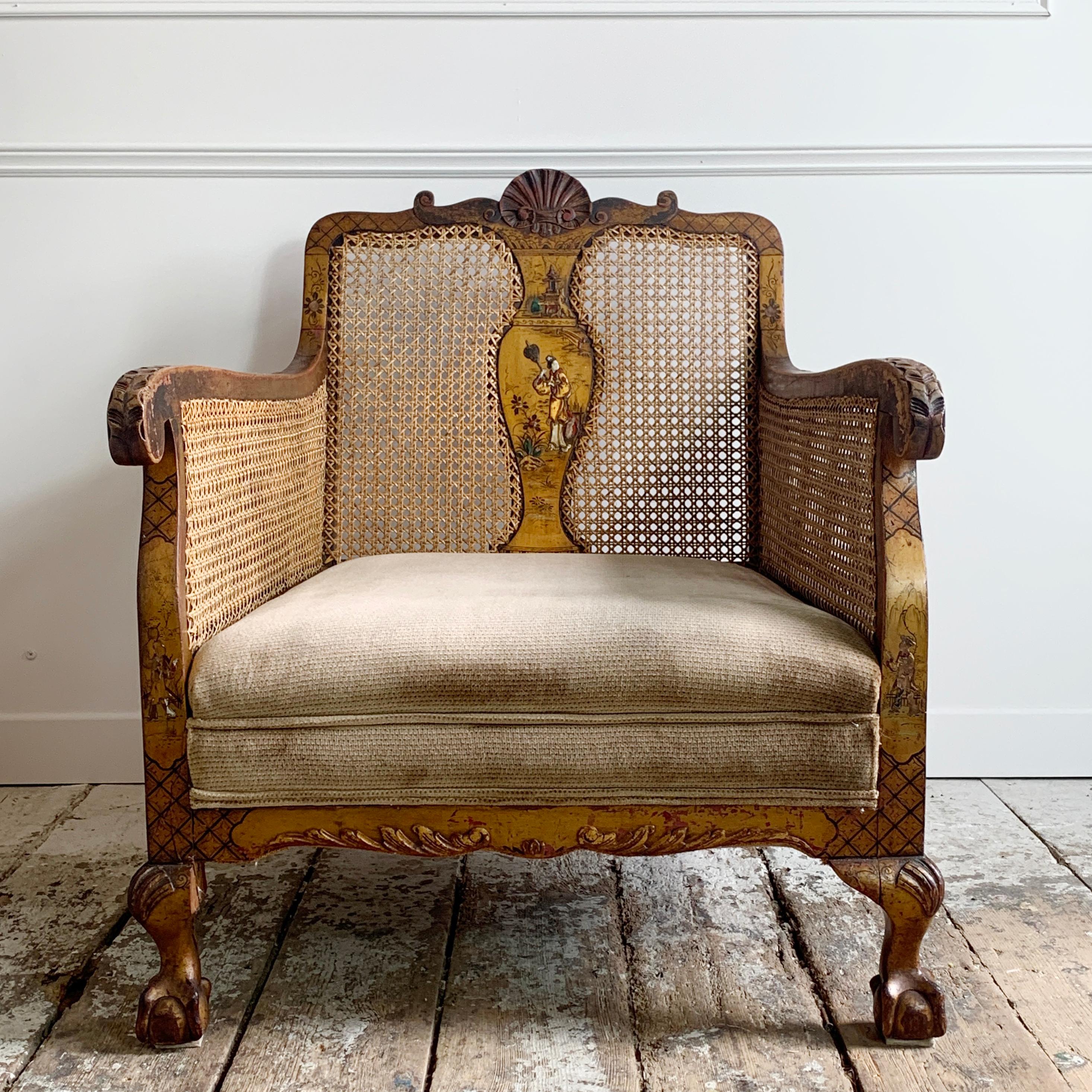 English Late Victorian Gilt Chinoiserie Bergere Suite For Sale 5