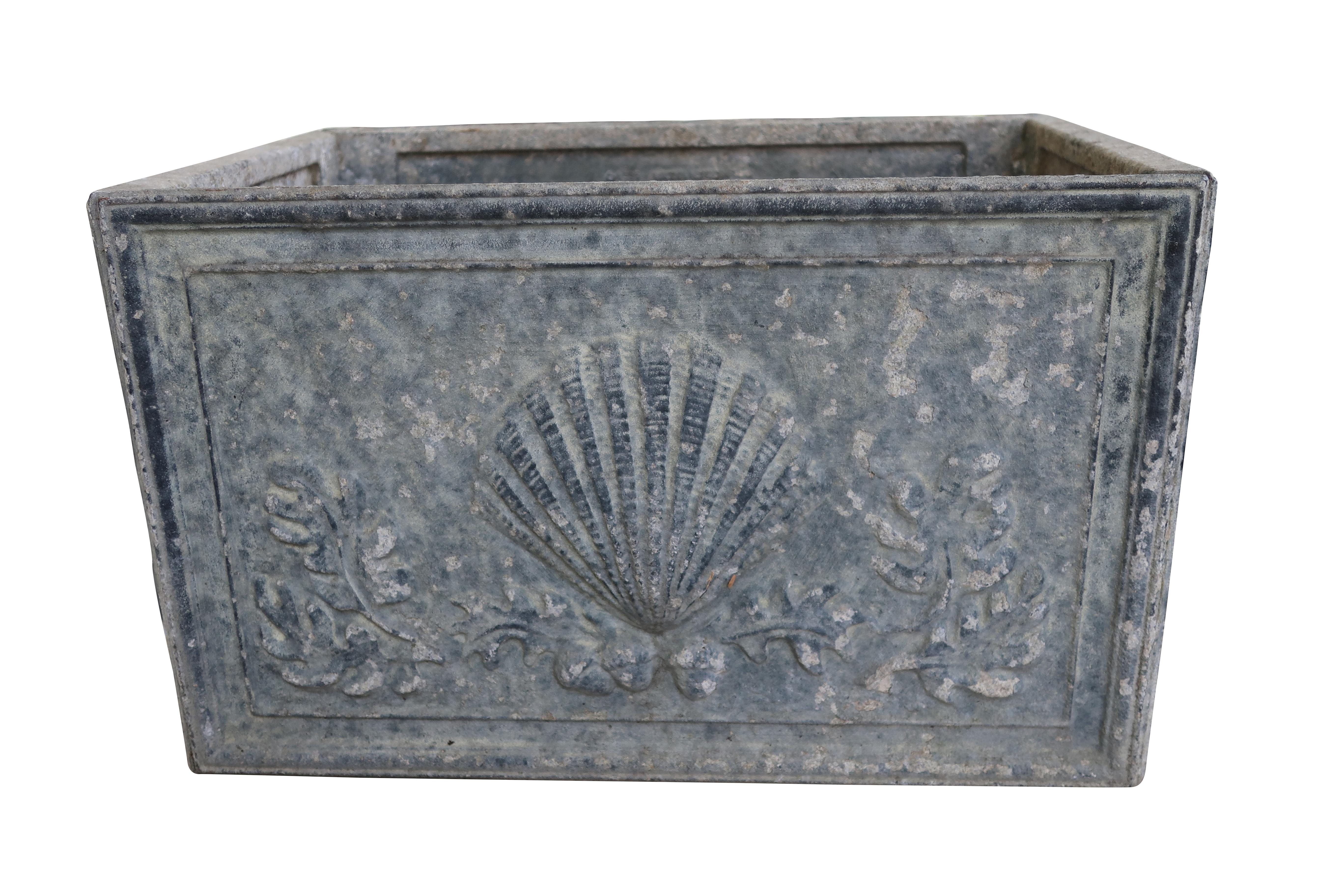 English Lead Grey Planters with Scallop Shell Motif, Pair In Good Condition In Essex, MA