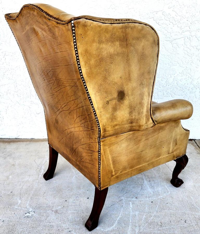 Fauteuil en cuir anglais Wingback Chesterfield en vente 6