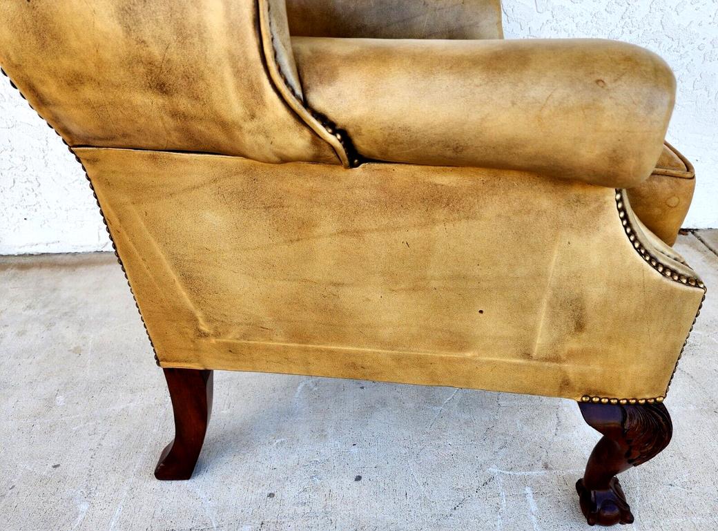 Fauteuil en cuir anglais Wingback Chesterfield en vente 8