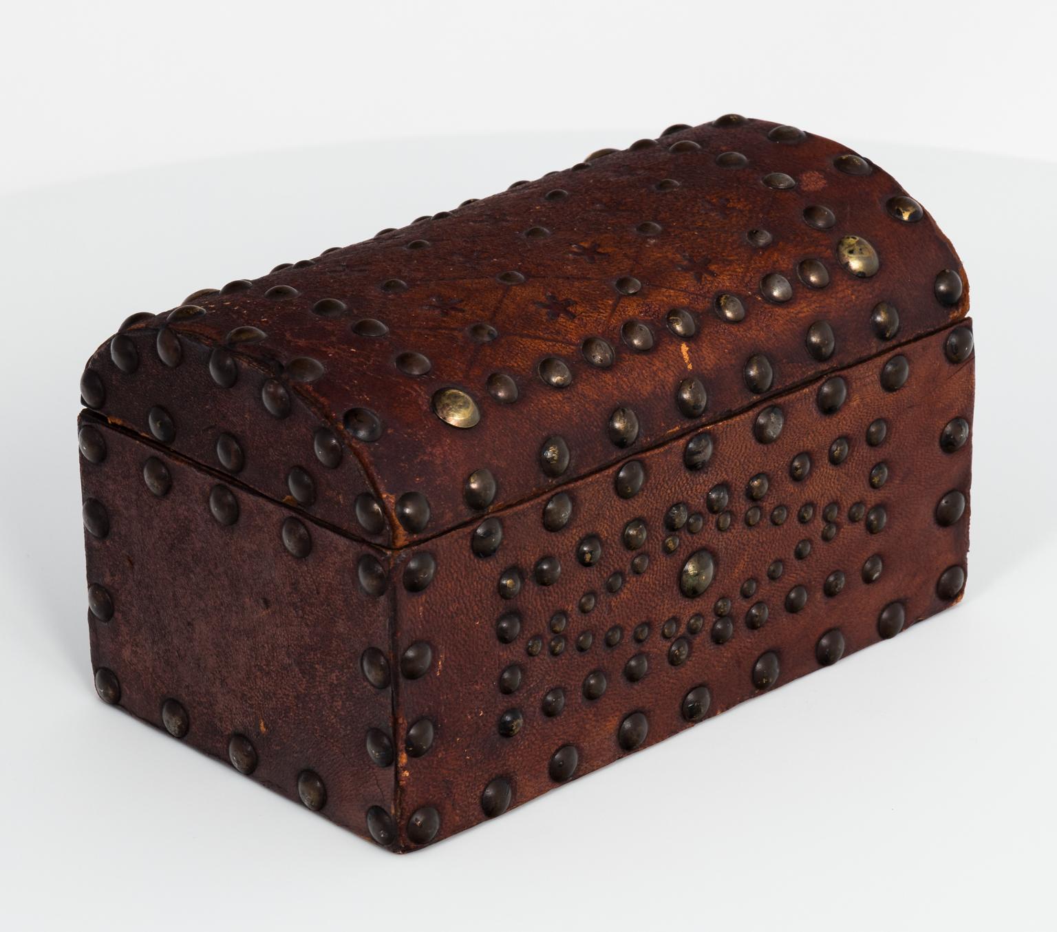 English Leather Box, circa 1850 1