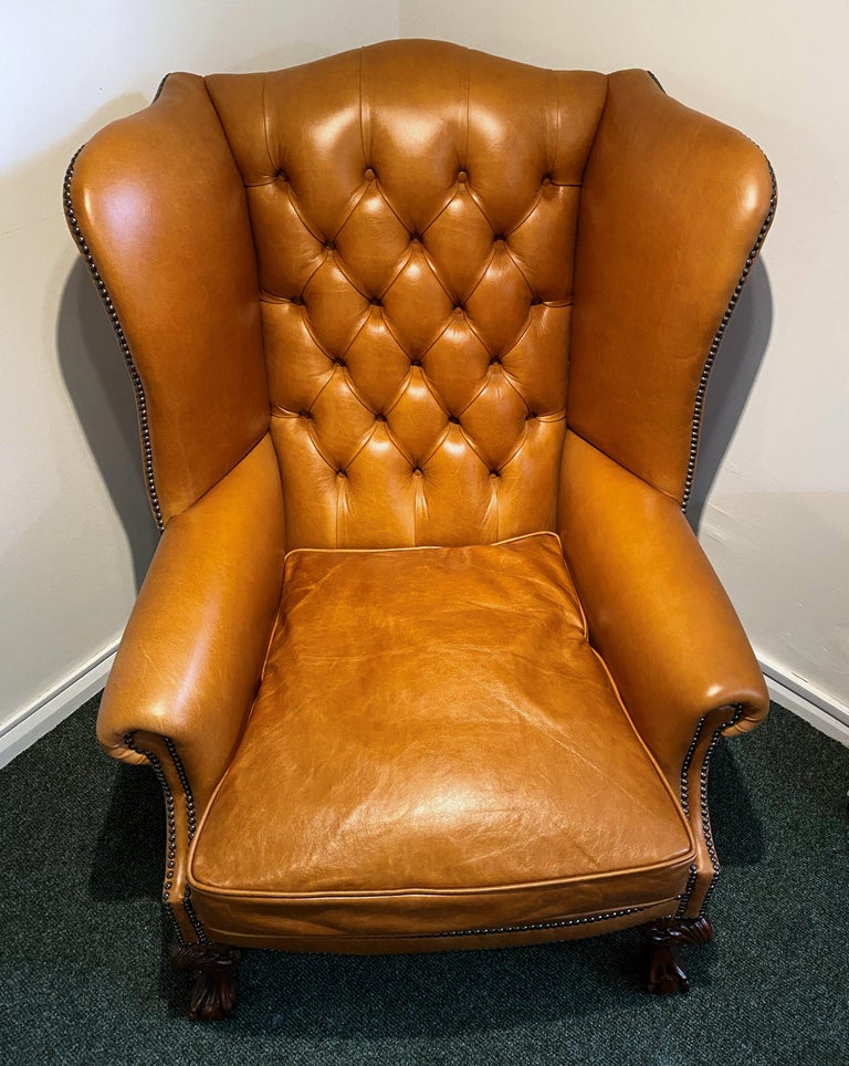 English Leather Buttoned Back Wing Armchair For Sale 9