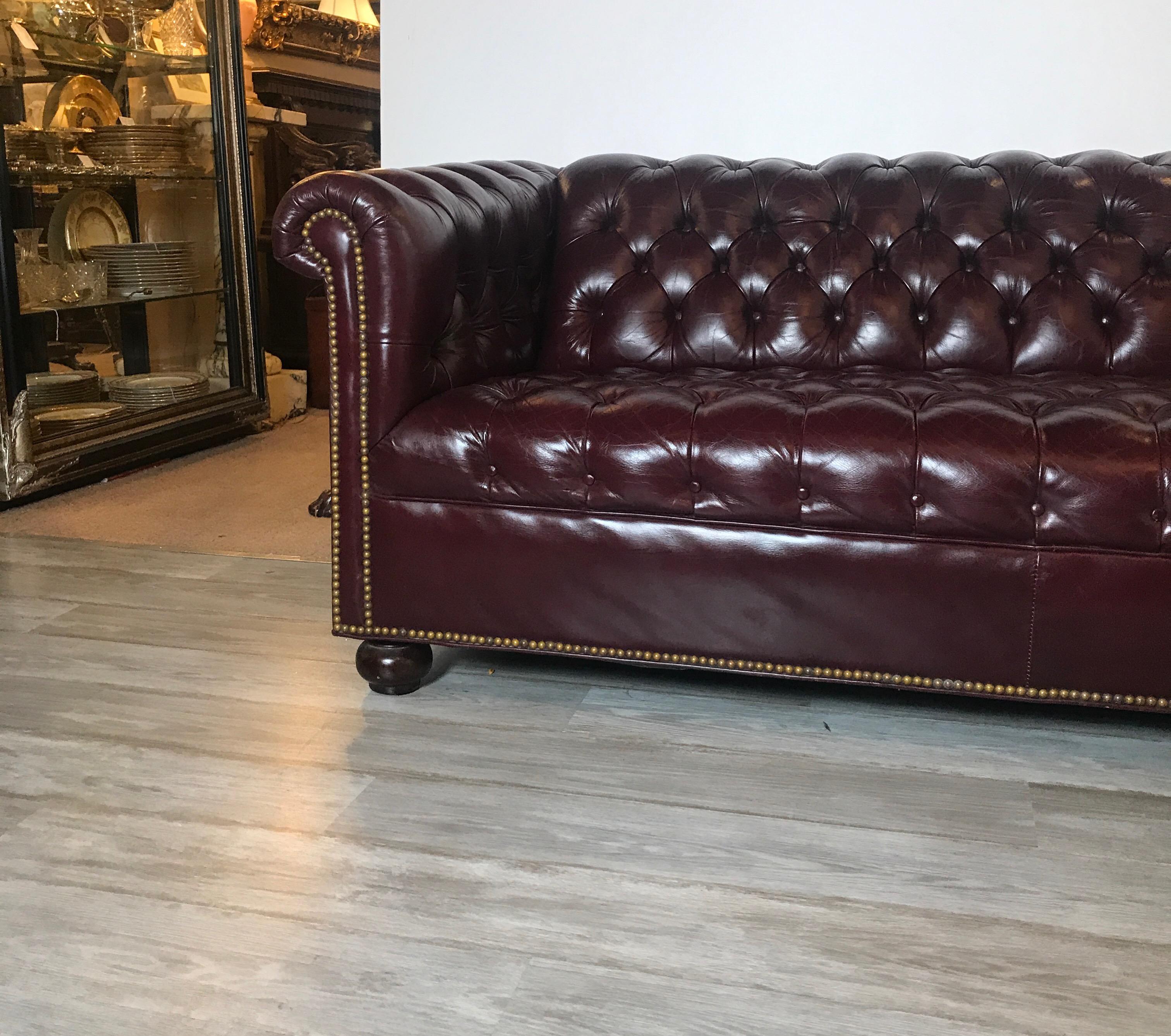 English Leather Chesterfield Sofa 1