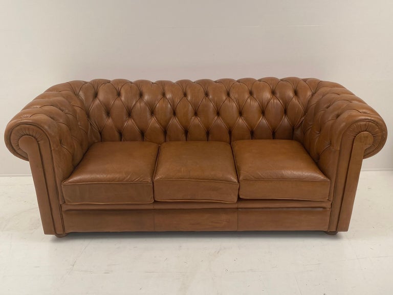 English Leather Chesterfield Sofa in Beautiful Cognac Color For Sale at  1stDibs