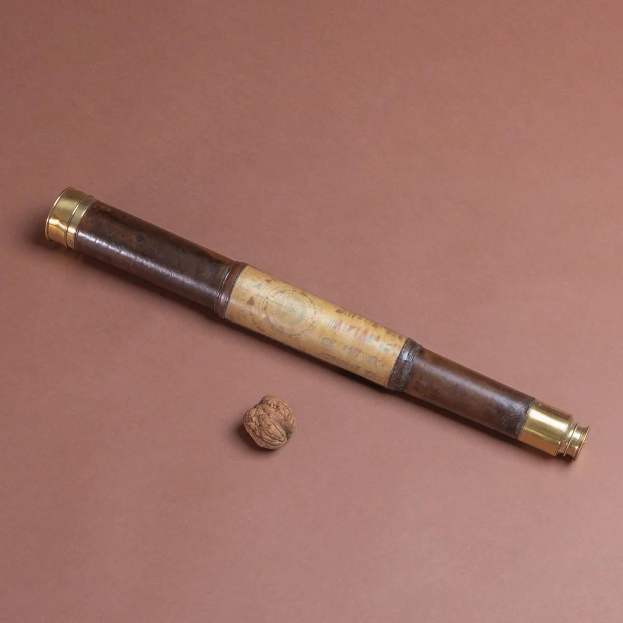 Telescopio navale inglese rivestito in pelle, 1850 circa 1