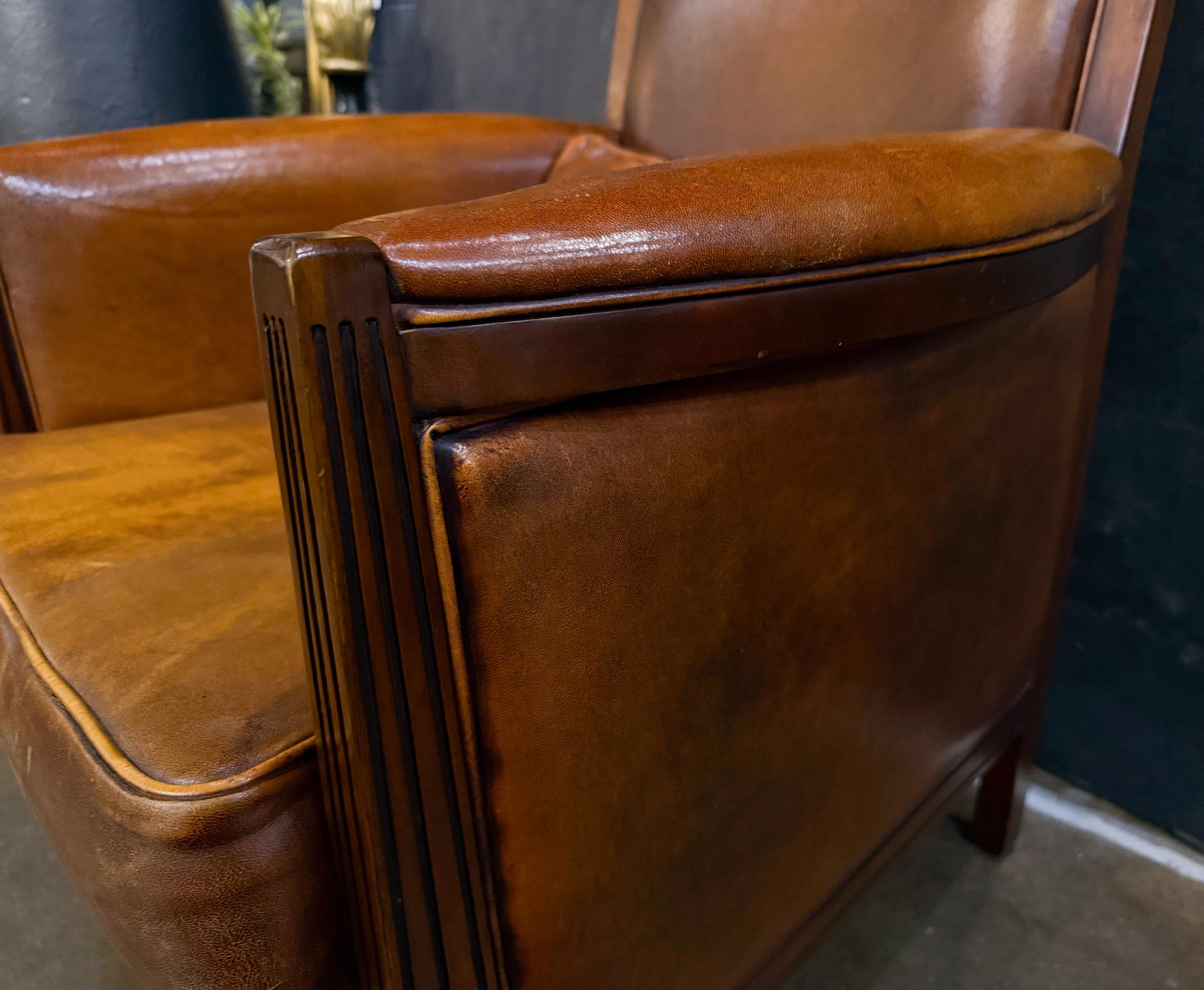 Fauteuils de bibliothèque anglais en cuir de l'époque Art Déco 'Priced Individually' (prix individuel) en vente 6